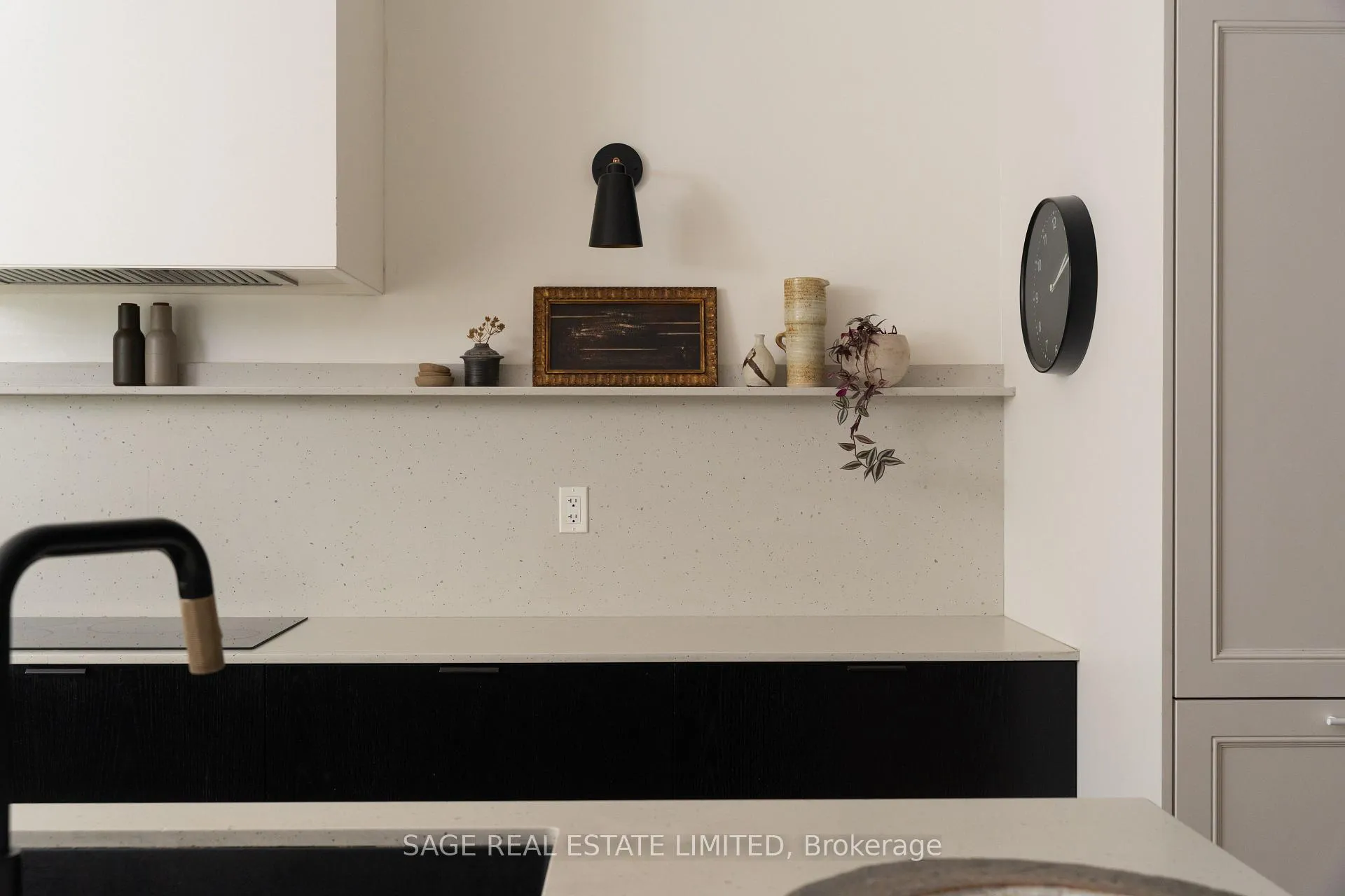 Photo 11 of 35 Grant Street, Toronto, South Riverdale — HOMEH