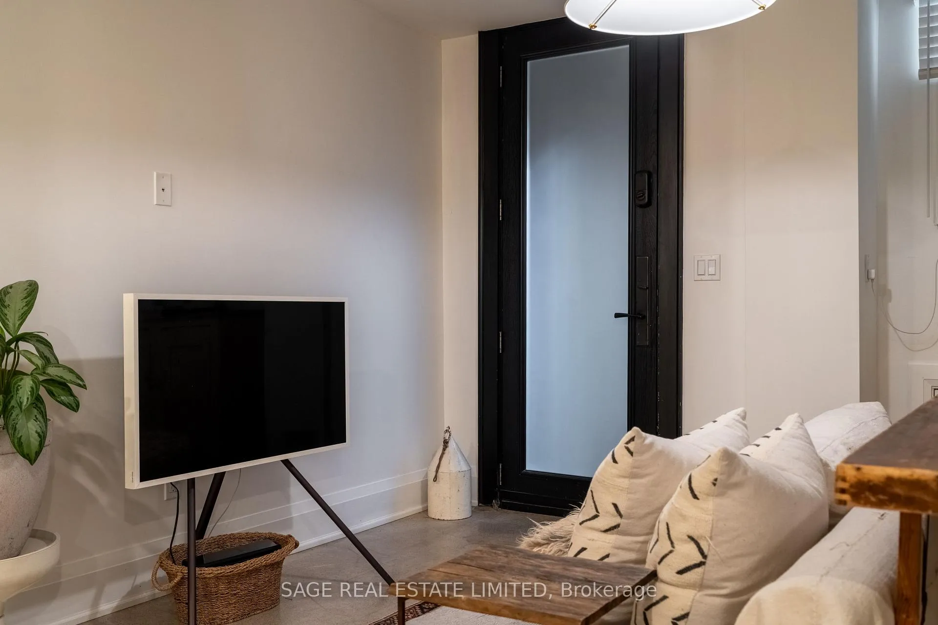 Photo 37 of 35 Grant Street, Toronto, South Riverdale — HOMEH