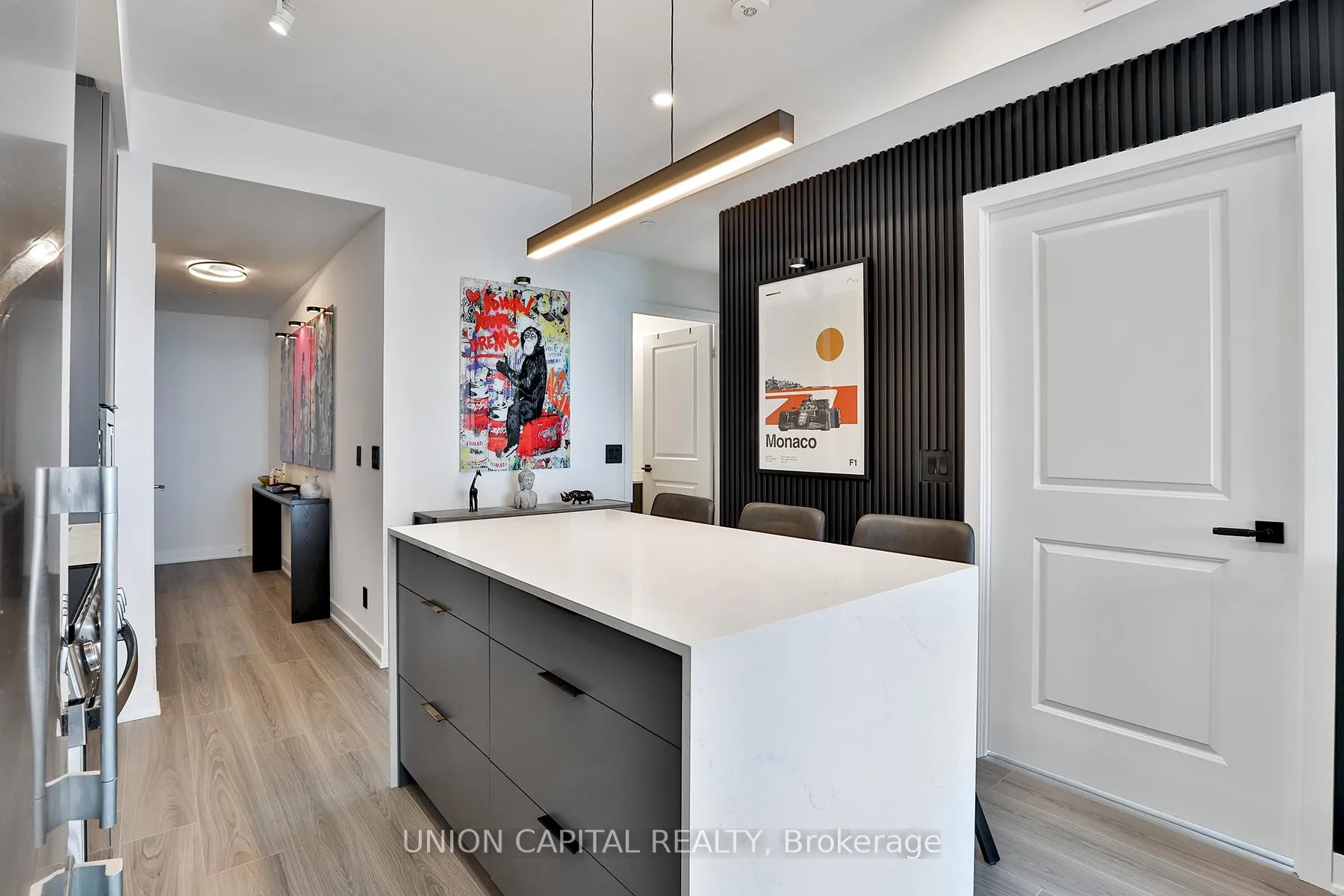 Photo 16 of Unit 1002, 30 Upper Mall Way, Vaughan, Brownridge — HOMEH