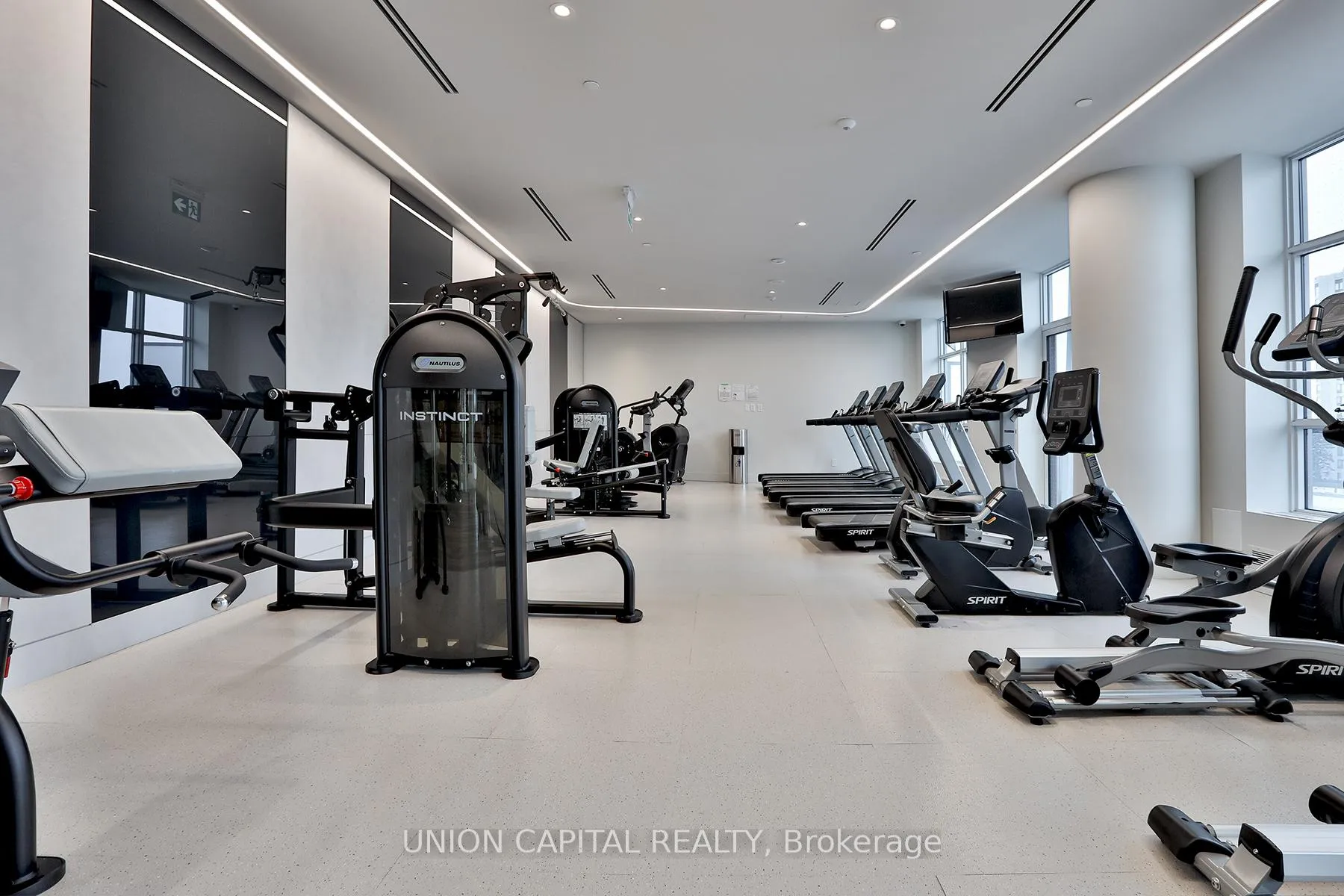 Photo 21 of Unit 1002, 30 Upper Mall Way, Vaughan, Brownridge — HOMEH