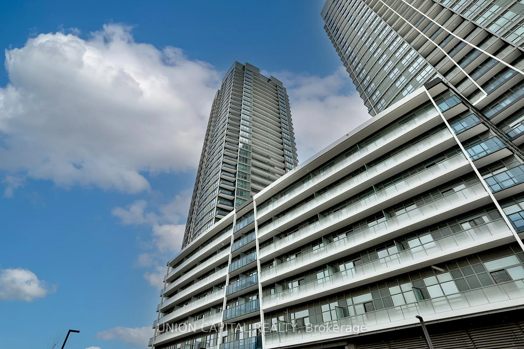 Photo 25 of Unit 1002, 30 Upper Mall Way, Vaughan, Brownridge — HOMEH