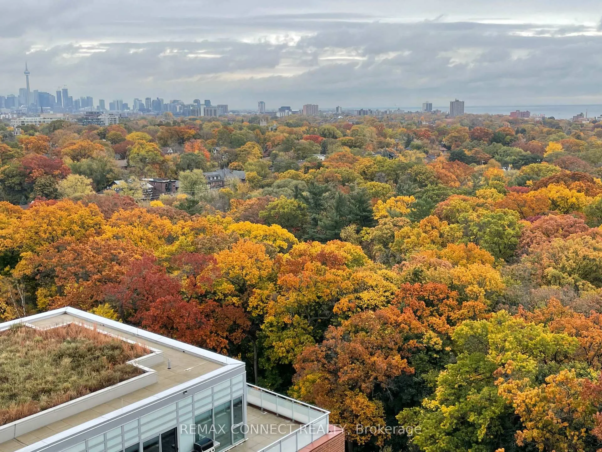 Photo 10 of Unit LPH4, 1830 Bloor Street, Toronto, High Park North — HOMEH