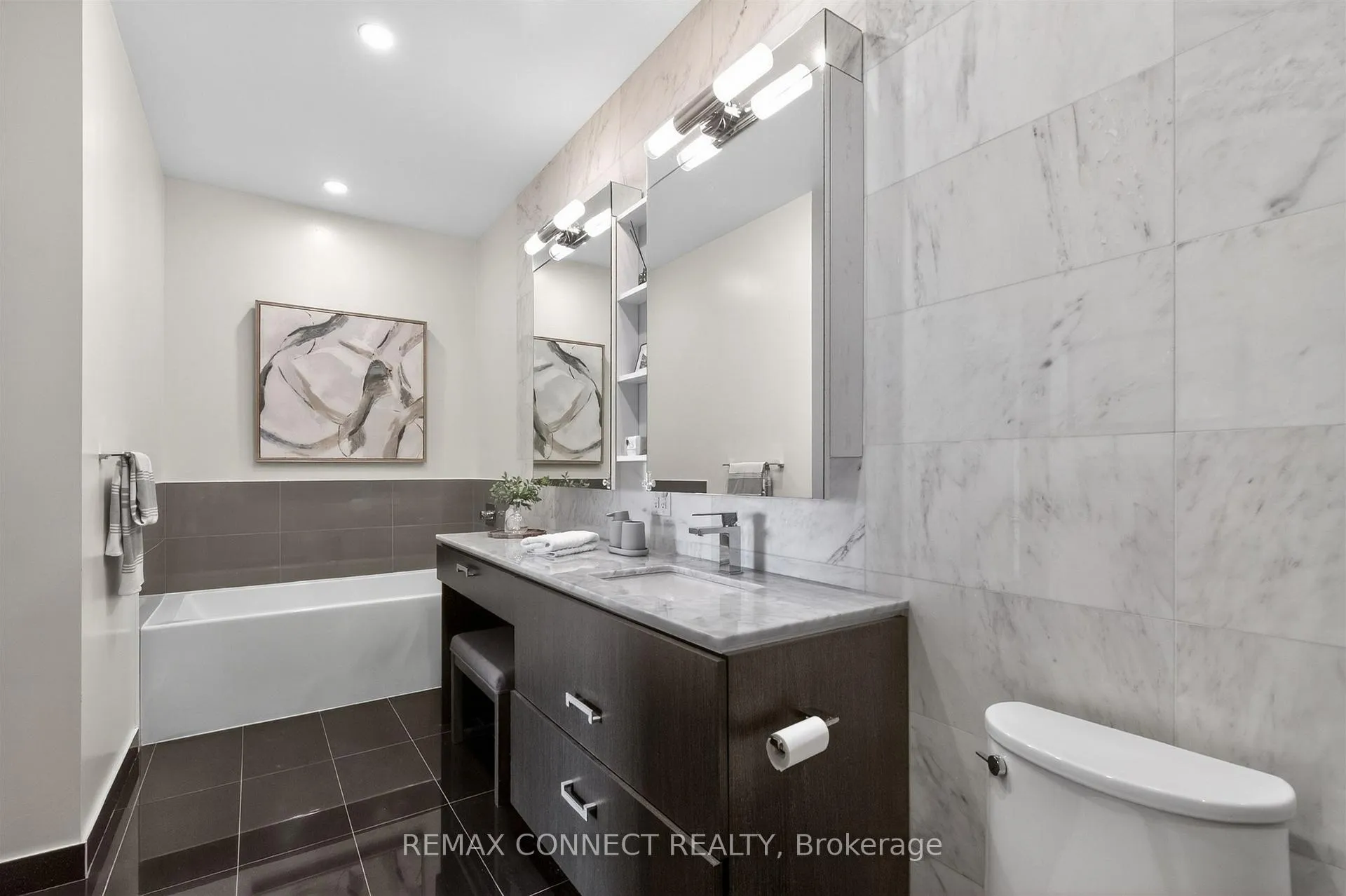 Photo 20 of Unit LPH4, 1830 Bloor Street, Toronto, High Park North — HOMEH