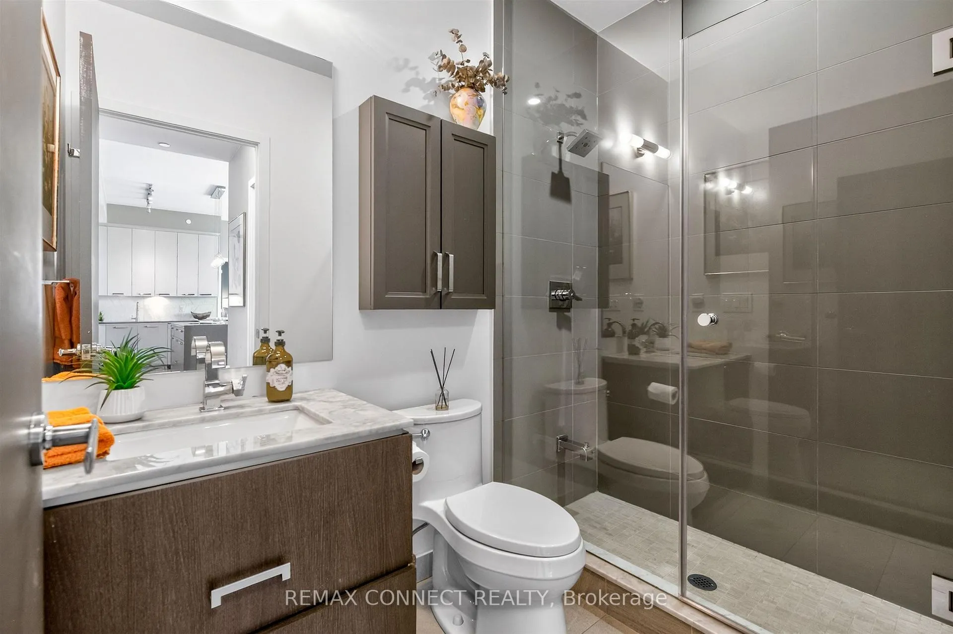 Photo 23 of Unit LPH4, 1830 Bloor Street, Toronto, High Park North — HOMEH