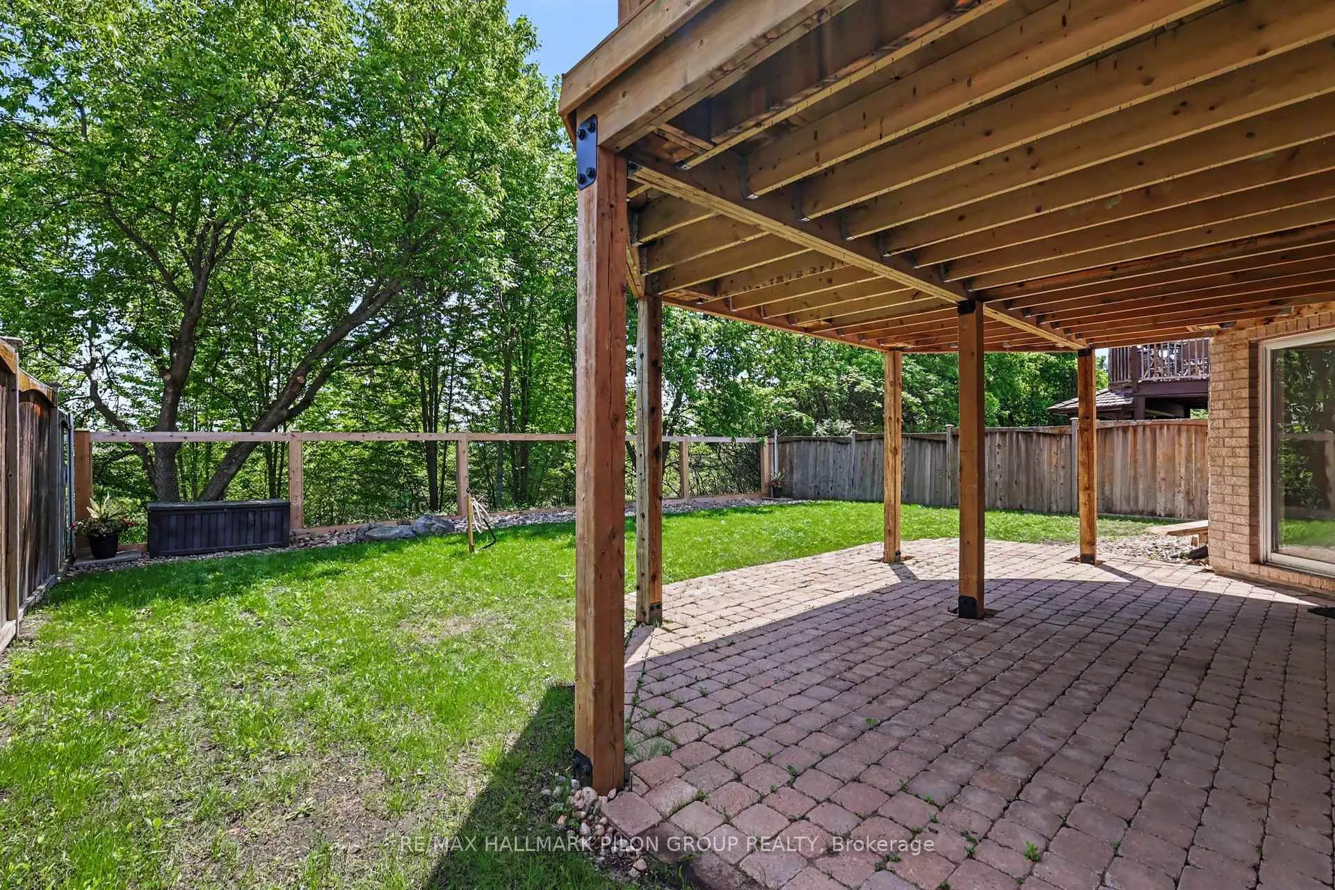 Photo 29 of 2159 Blue Willow Crescent, Ottawa, Chapel Hill South - Orleans Village — HOMEH