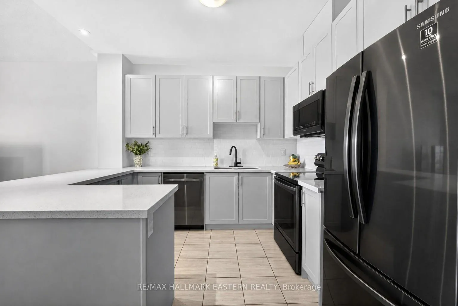 Photo 7 of 31 Elmhurst Street, Scugog, Port Perry — HOMEH