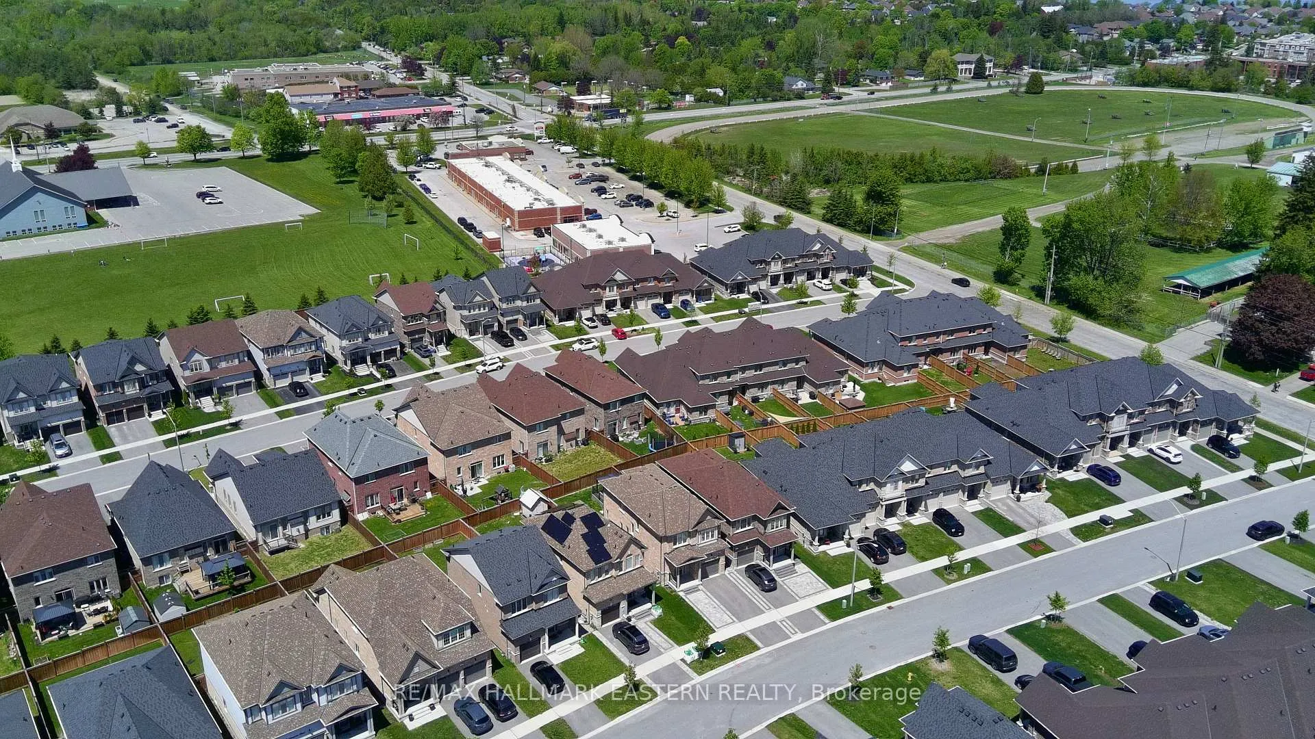 Photo 28 of 31 Elmhurst Street, Scugog, Port Perry — HOMEH