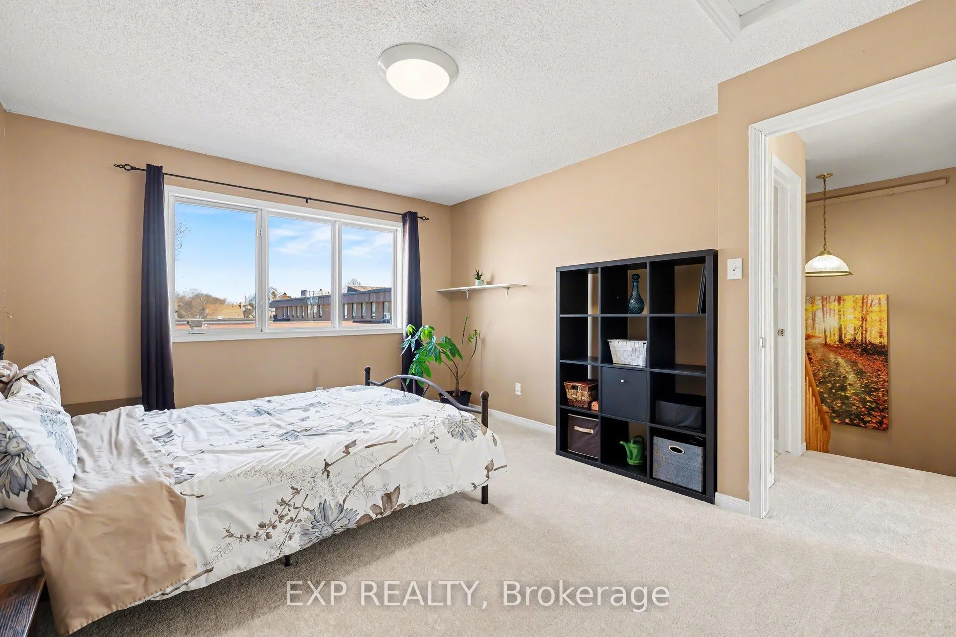 Photo 19 of 8 Barnaby Private, Ottawa, Overbrook/Castle Heights — HOMEH