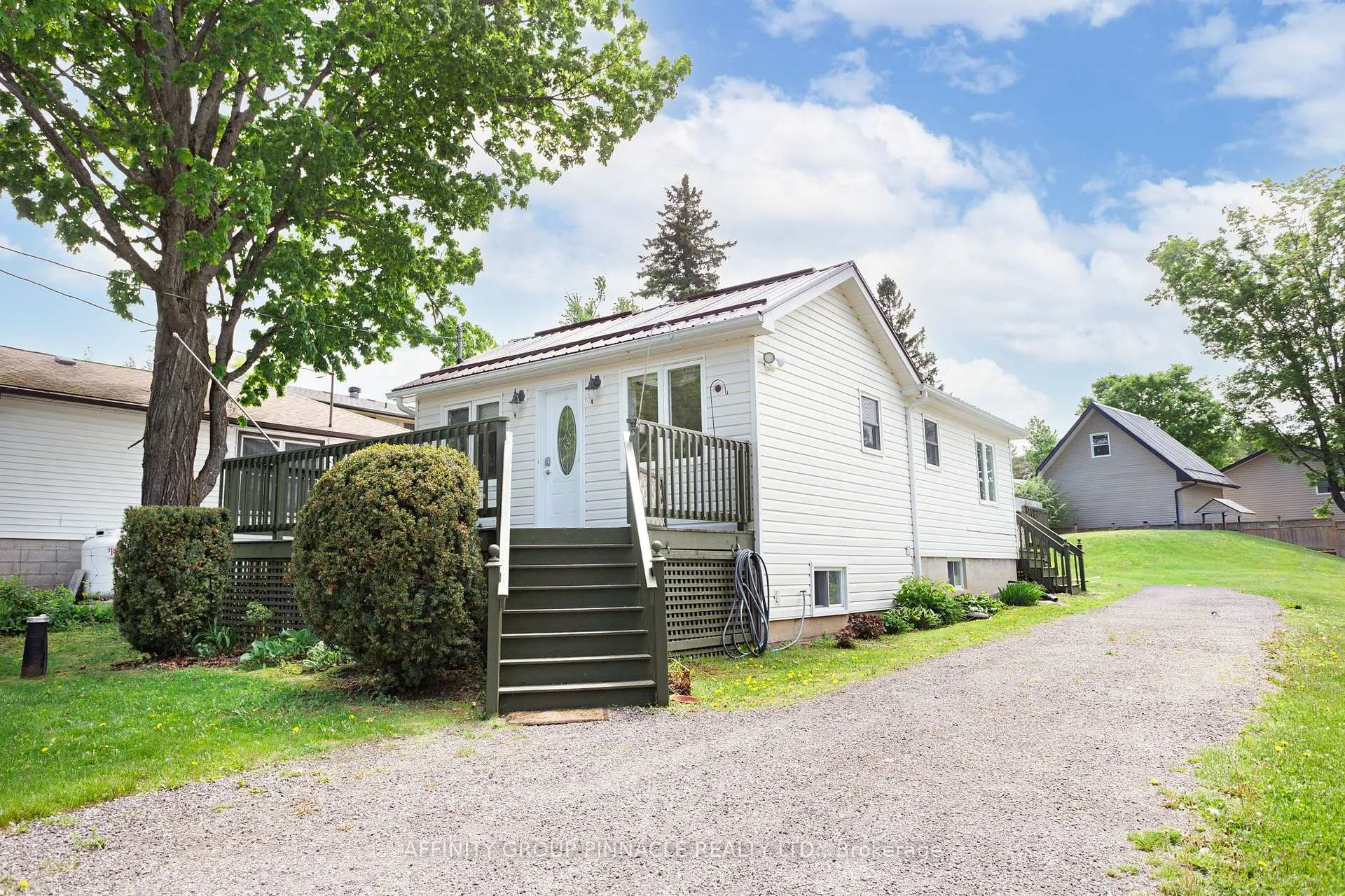 Front of 5 Fawn Street