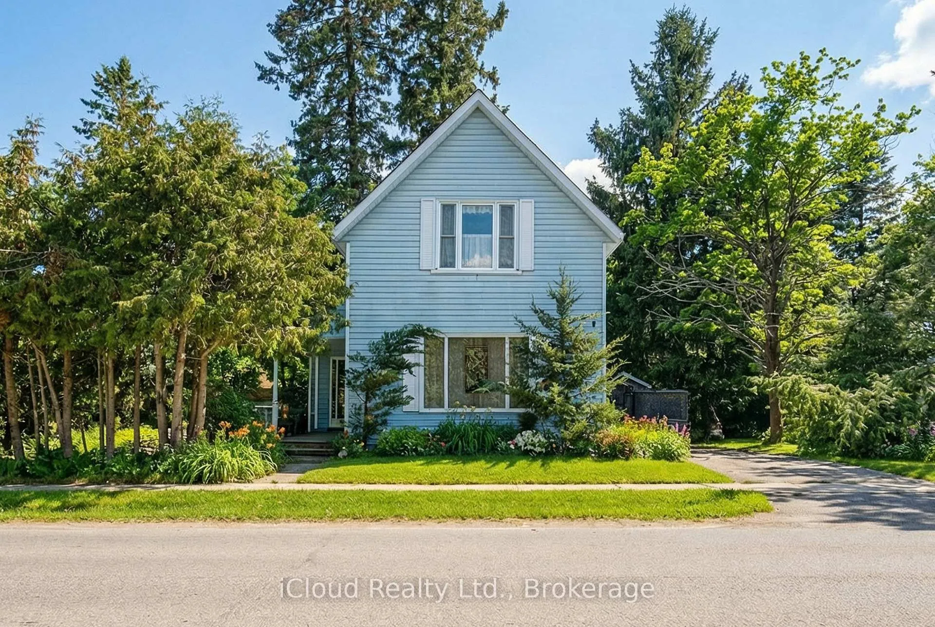 Photo 2 of 316 Gordon Street, Shelburne — HOMEH