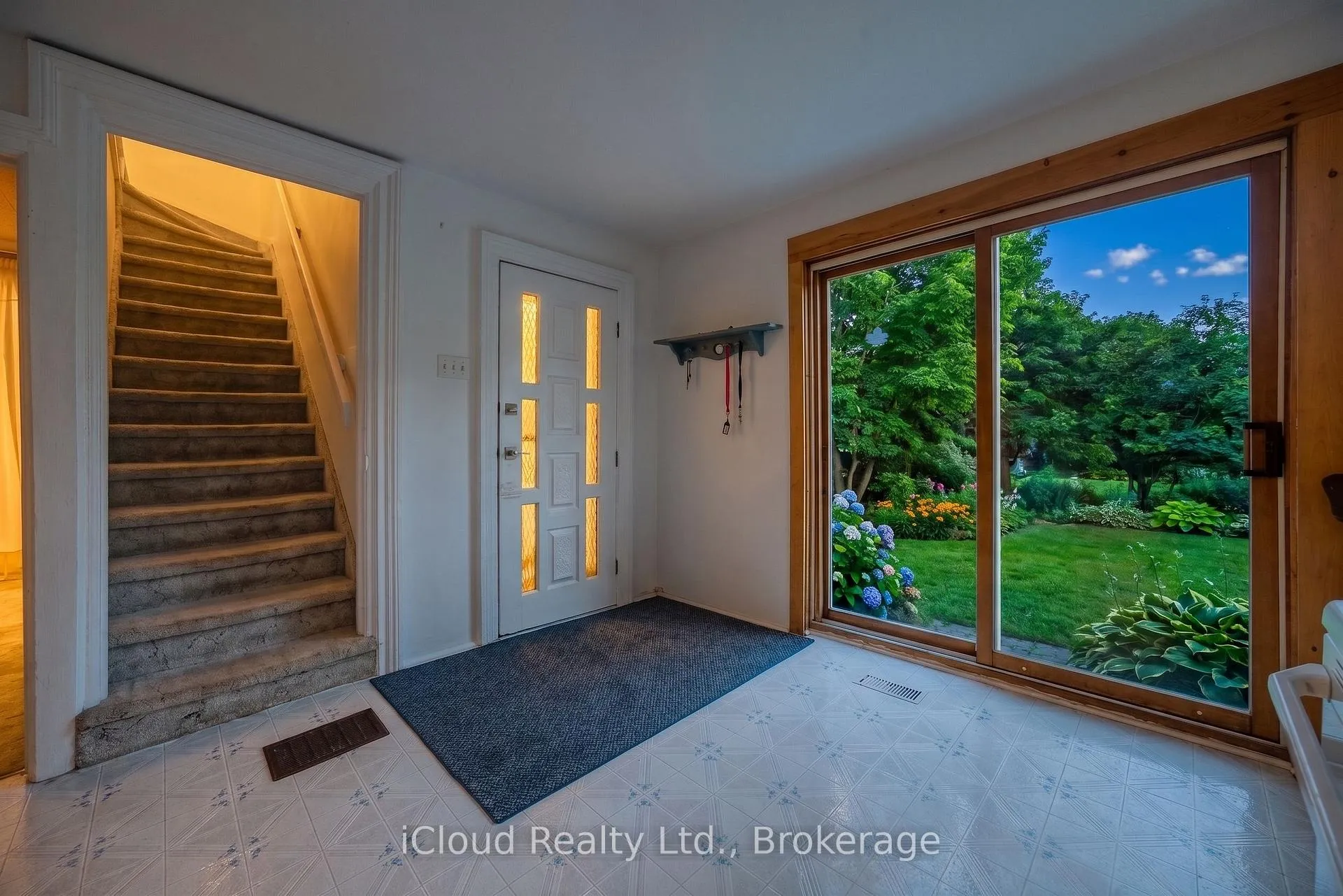 Photo 3 of 316 Gordon Street, Shelburne — HOMEH