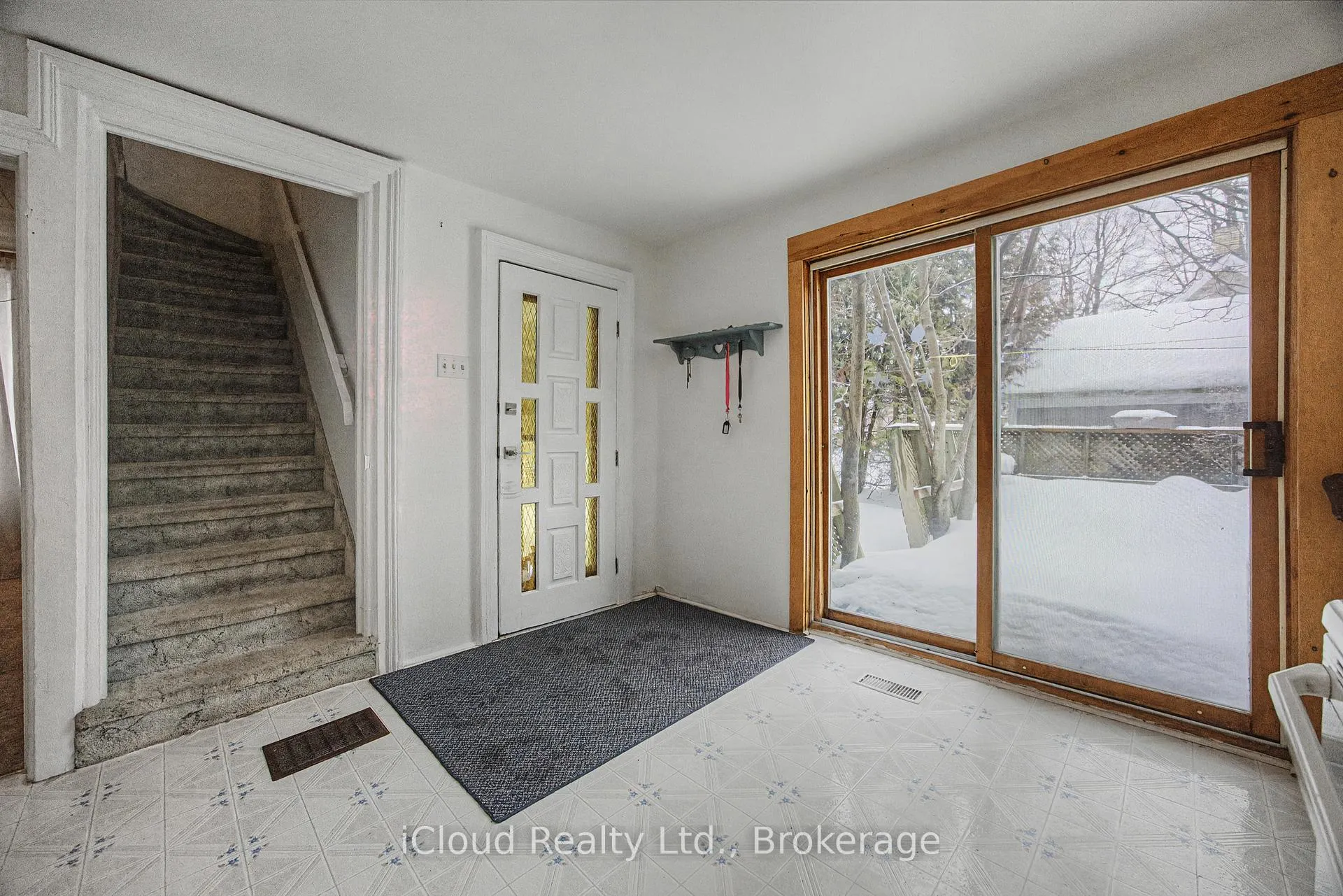 Photo 4 of 316 Gordon Street, Shelburne — HOMEH
