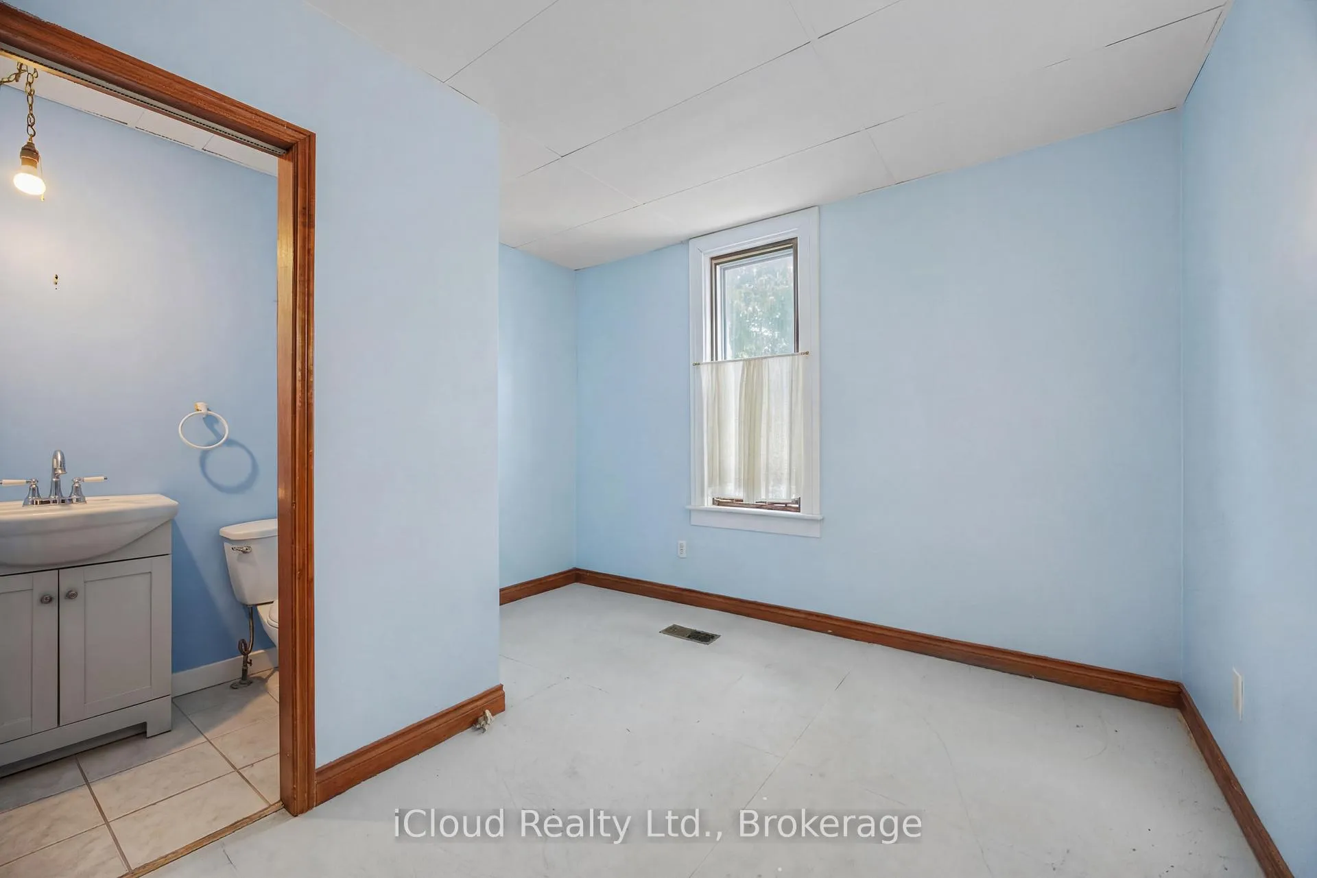 Photo 12 of 316 Gordon Street, Shelburne — HOMEH