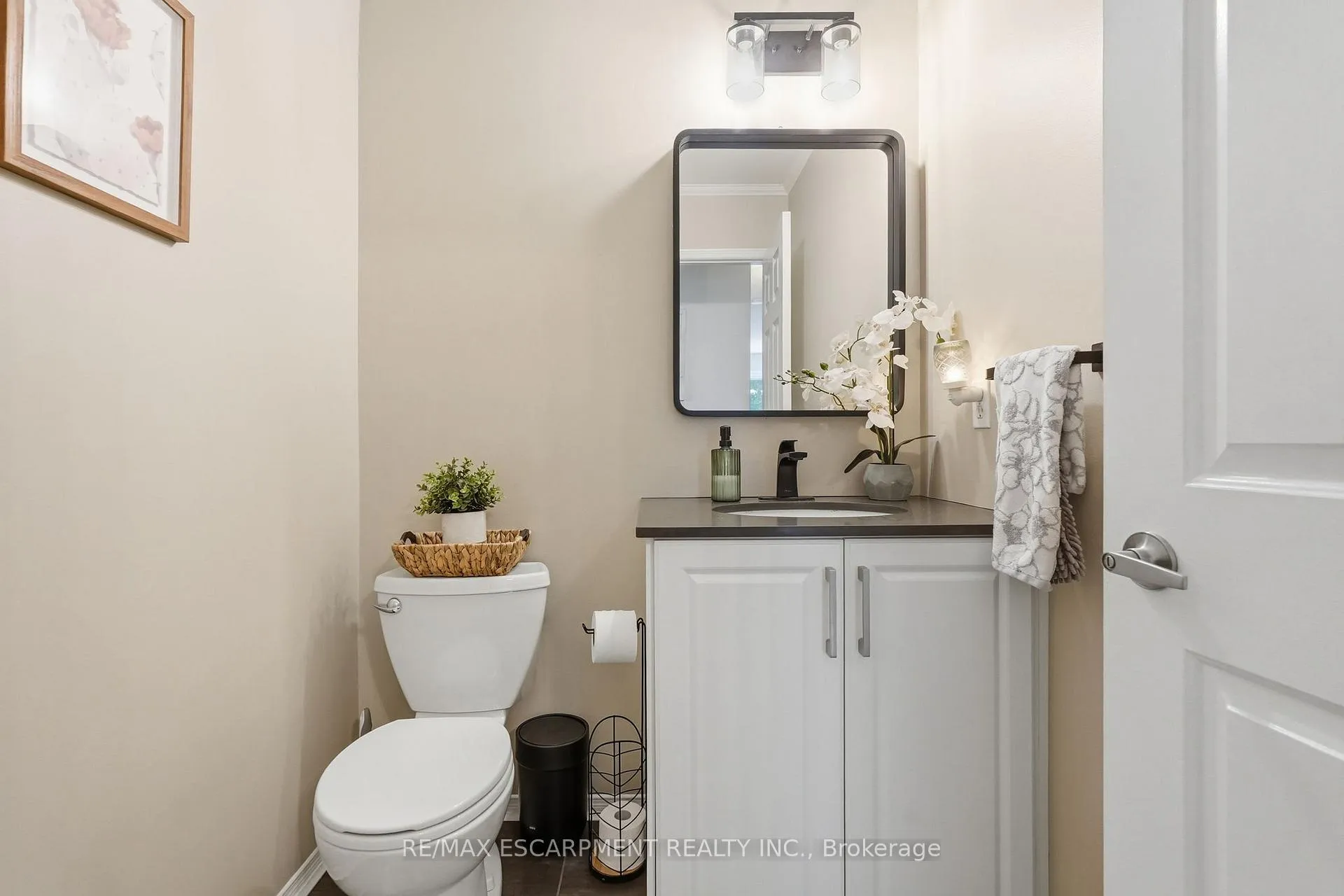 Photo 21 of 2418 Butternut Crescent, Burlington, Headon — HOMEH