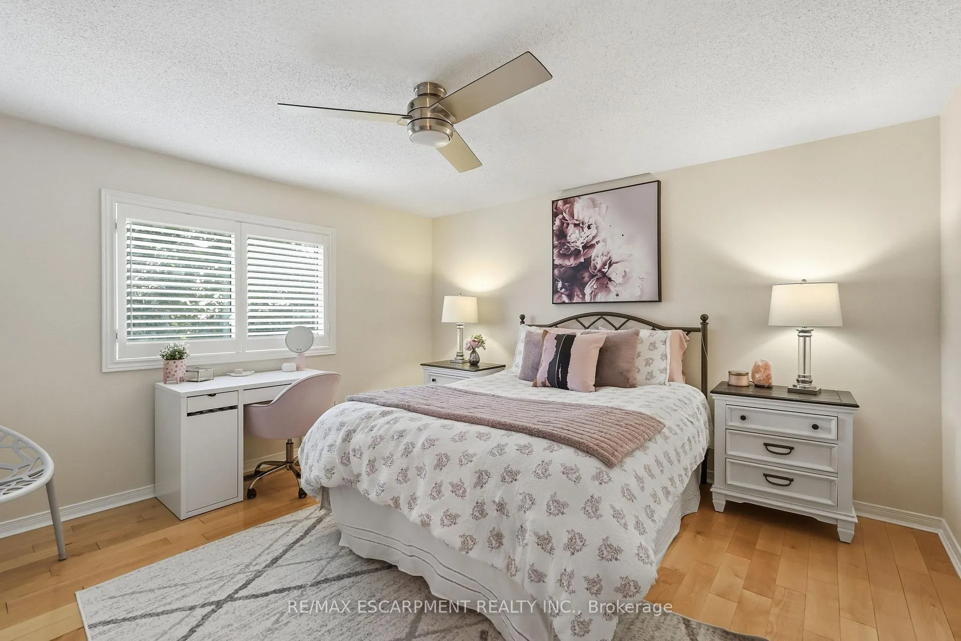 Photo 33 of 2418 Butternut Crescent, Burlington, Headon — HOMEH
