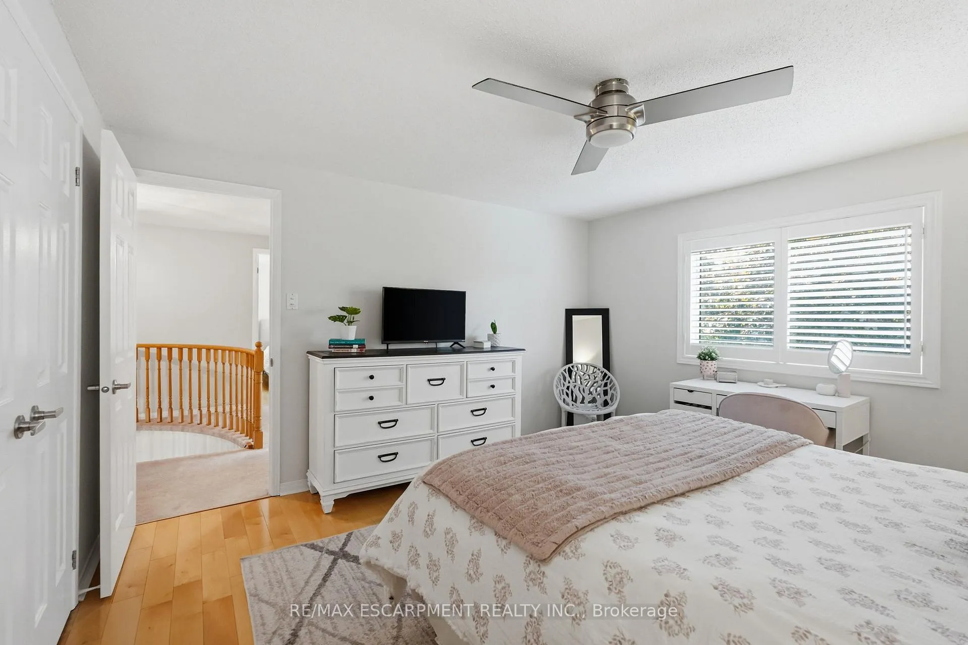 Photo 35 of 2418 Butternut Crescent, Burlington, Headon — HOMEH
