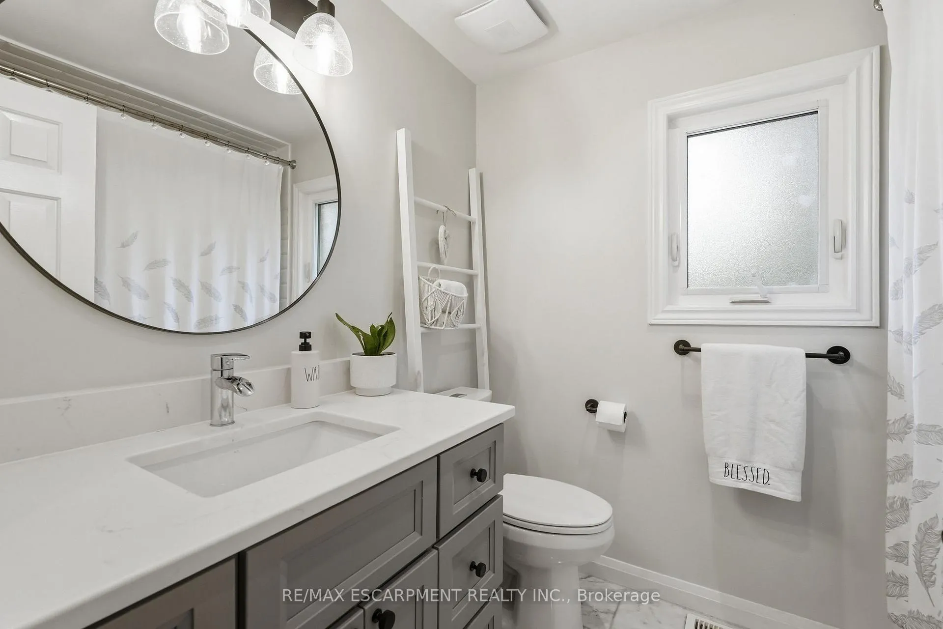 Photo 36 of 2418 Butternut Crescent, Burlington, Headon — HOMEH