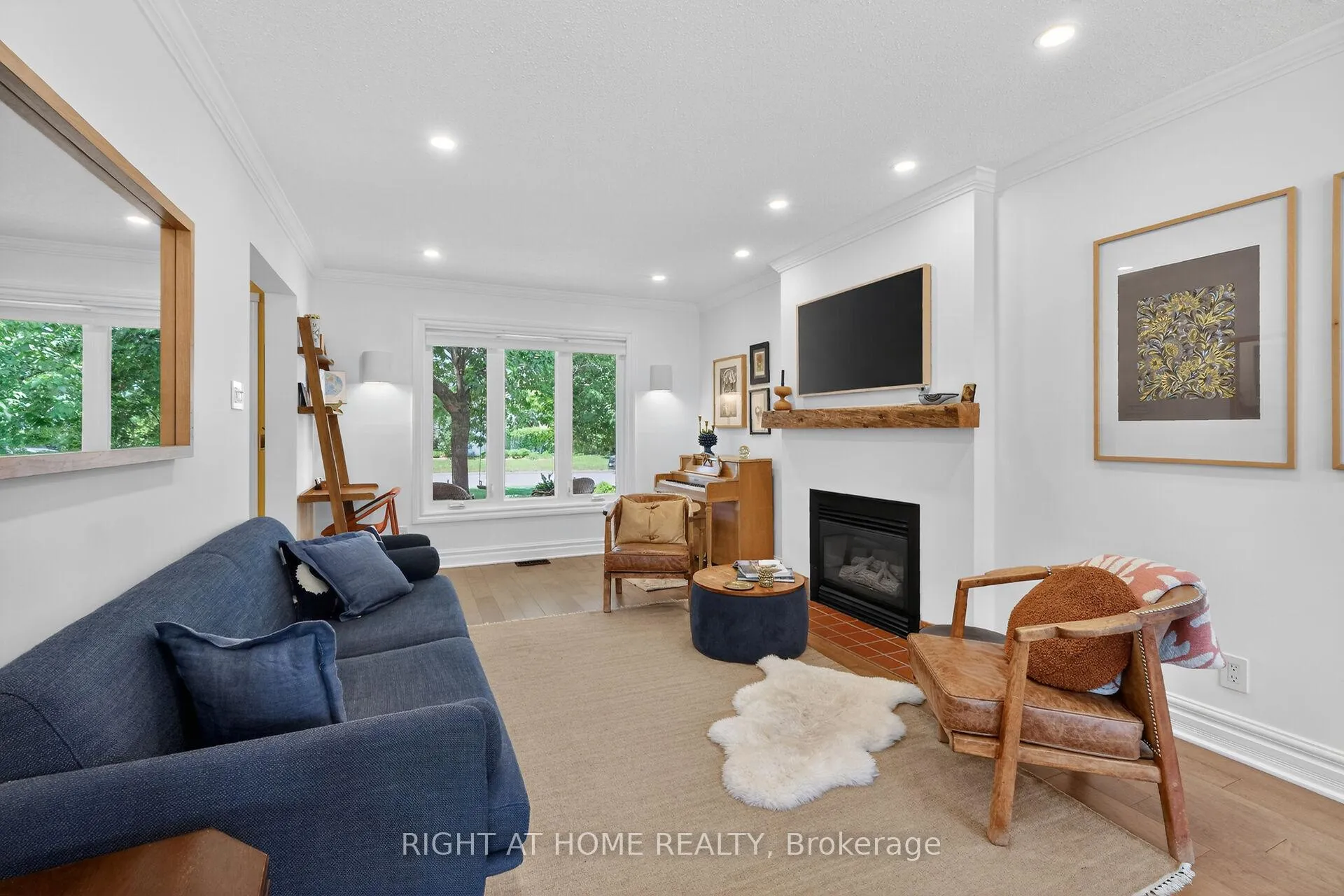 Photo 10 of 1187 Whiterock Street, Ottawa, Carson Grove — HOMEH