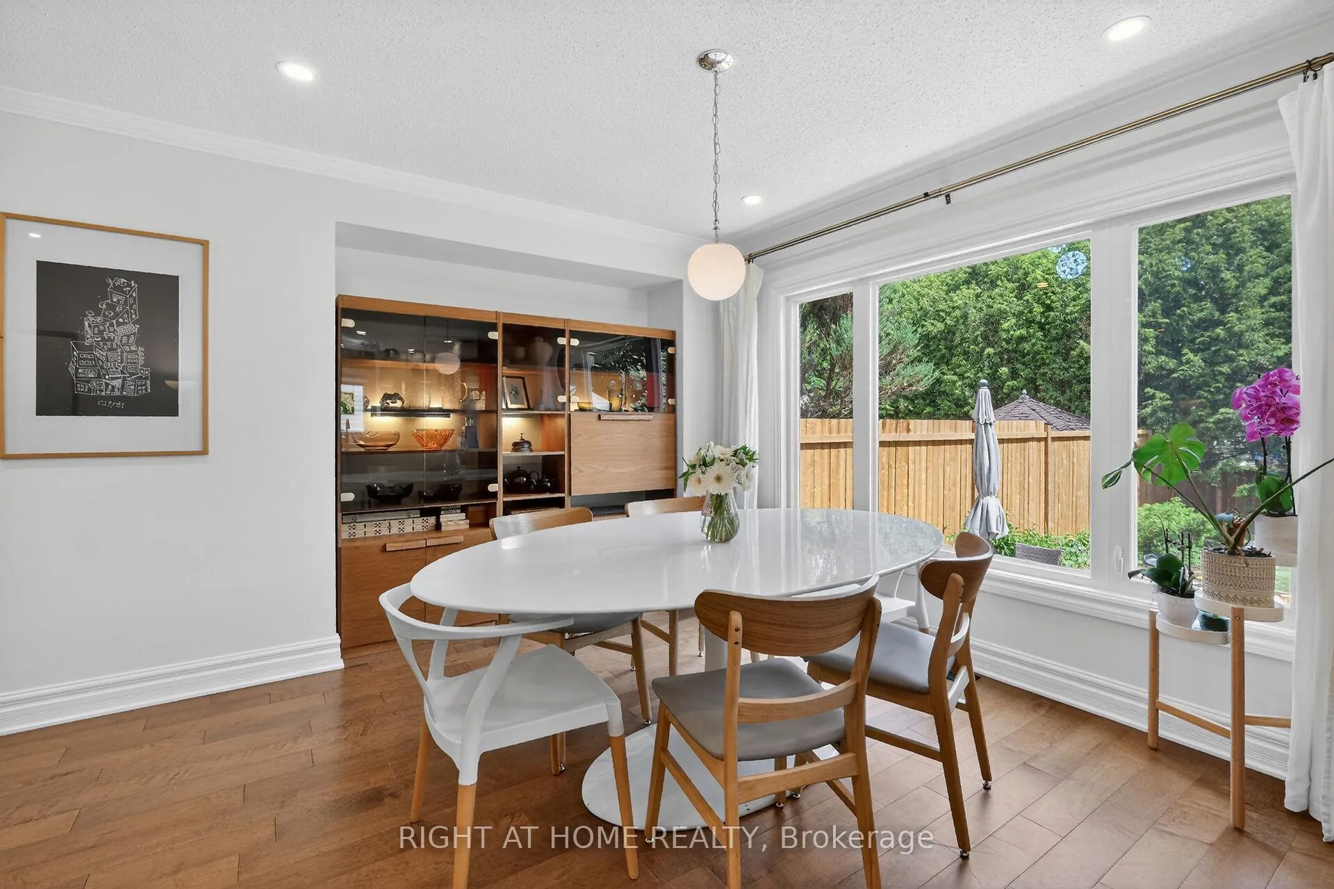 Photo 13 of 1187 Whiterock Street, Ottawa, Carson Grove — HOMEH