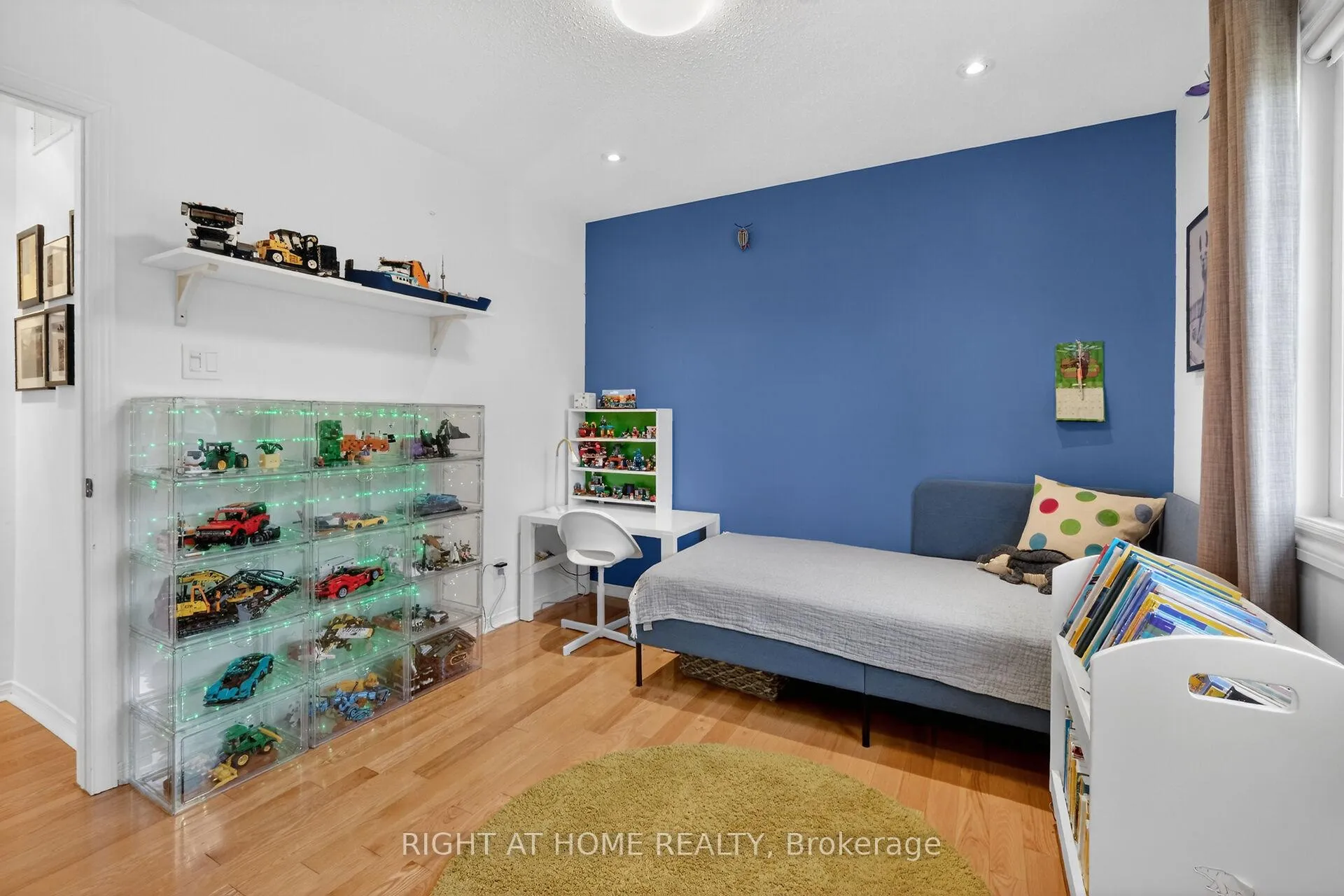 Photo 27 of 1187 Whiterock Street, Ottawa, Carson Grove — HOMEH