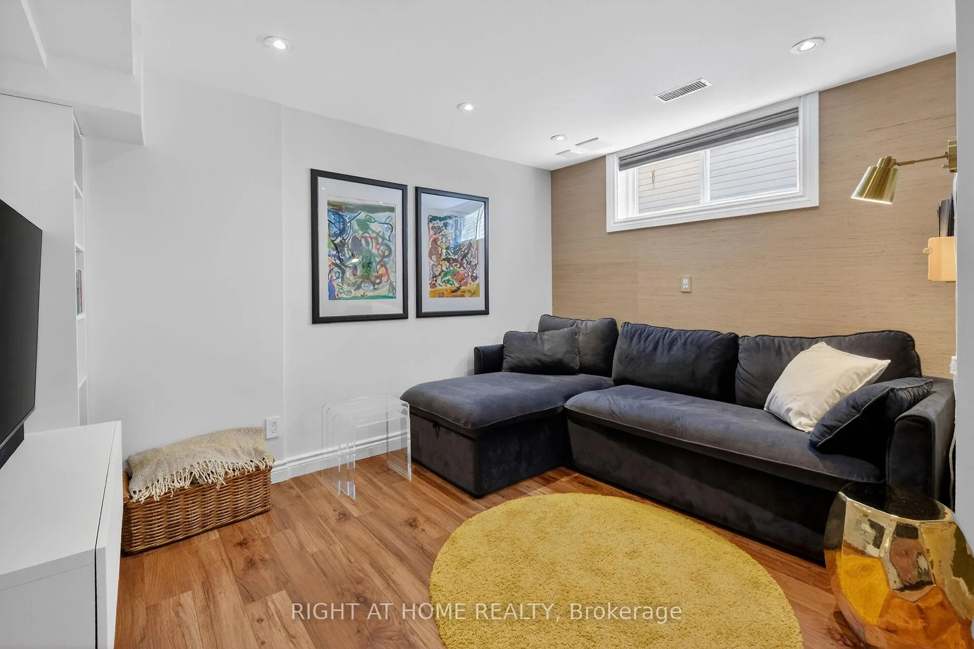 Photo 36 of 1187 Whiterock Street, Ottawa, Carson Grove — HOMEH