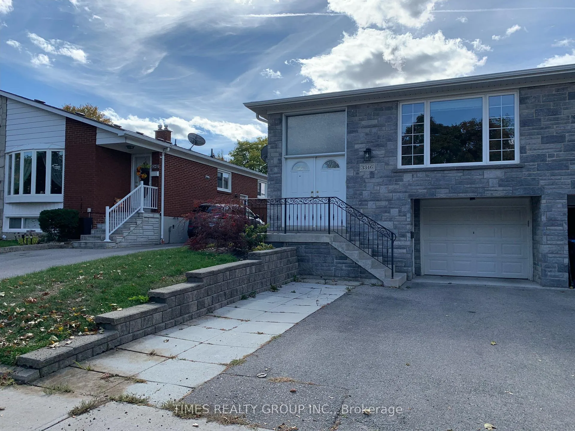 Front of Unit Main, 3346 Ivernia Road