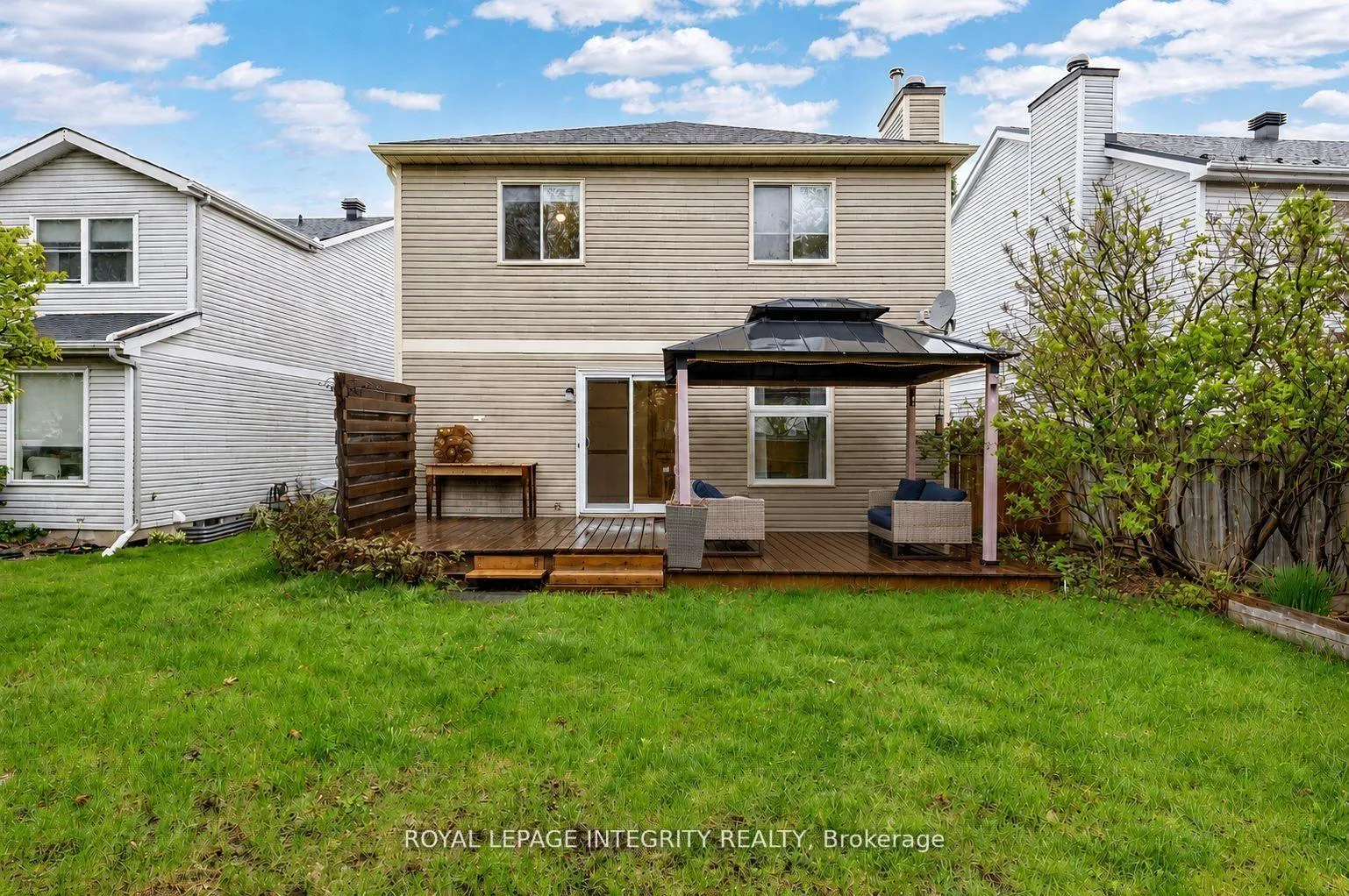 Photo 25 of 896 Bideford Street, Ottawa, Fallingbrook/Ridgemount — HOMEH