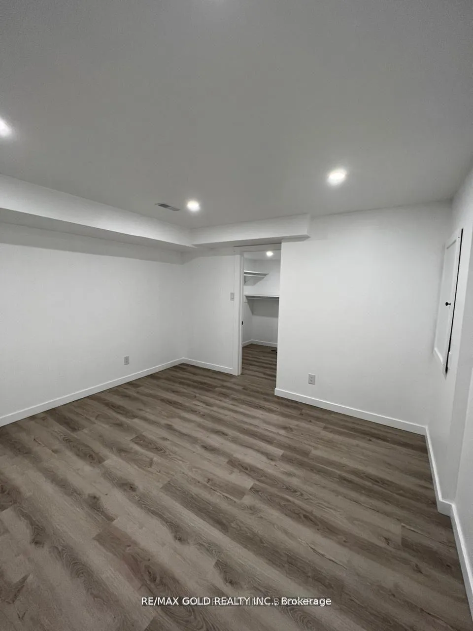 Photo 6 of 1708 Arborwood Drive, Oshawa, Taunton — HOMEH