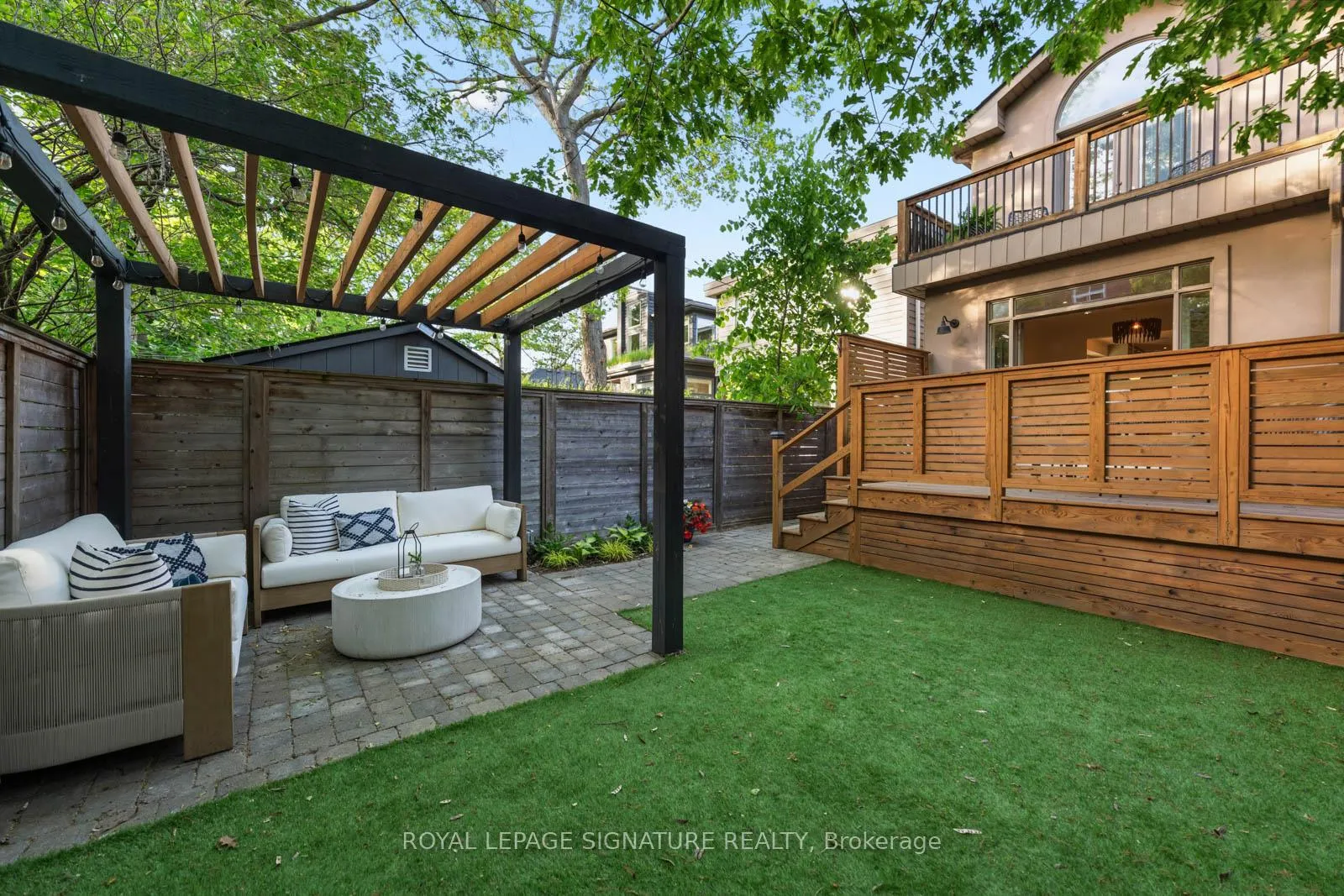 Photo 10 of 16A Bingham Avenue, Toronto, The Beaches — HOMEH