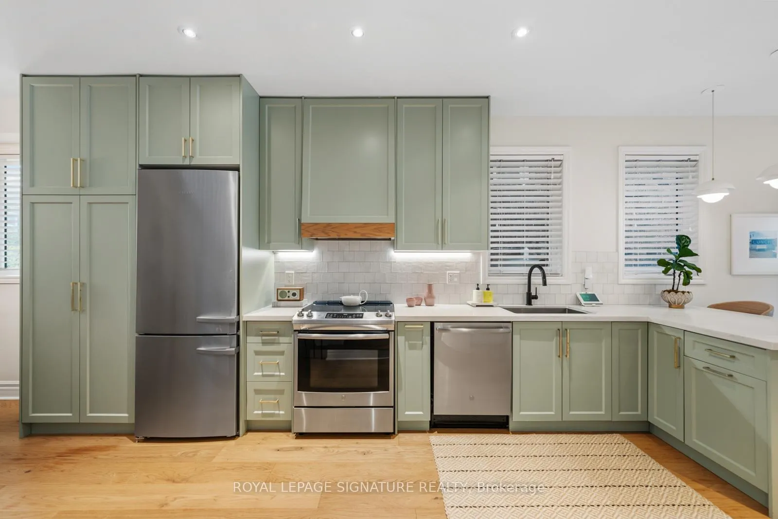 Photo 13 of 16A Bingham Avenue, Toronto, The Beaches — HOMEH