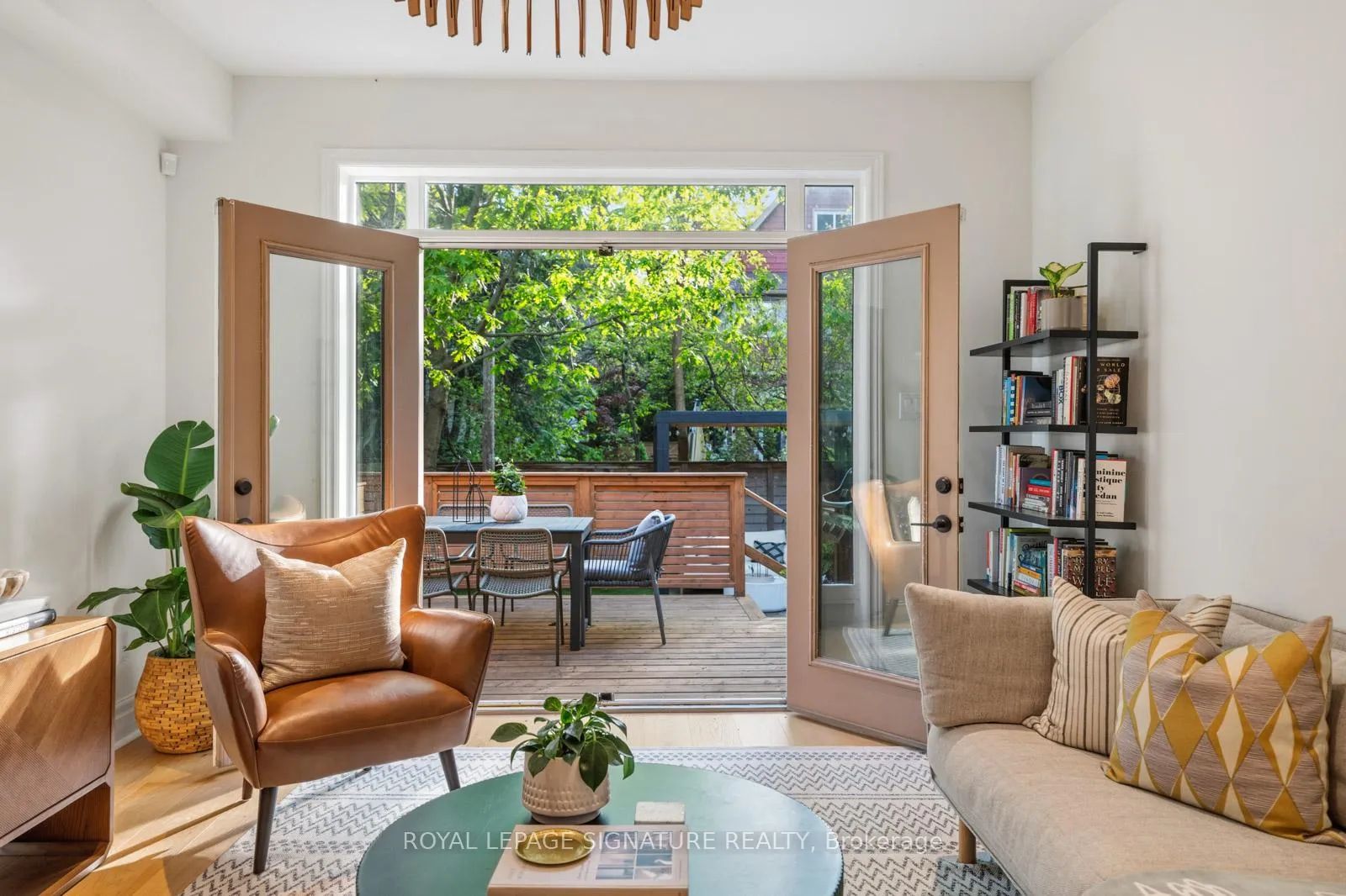 Photo 18 of 16A Bingham Avenue, Toronto, The Beaches — HOMEH