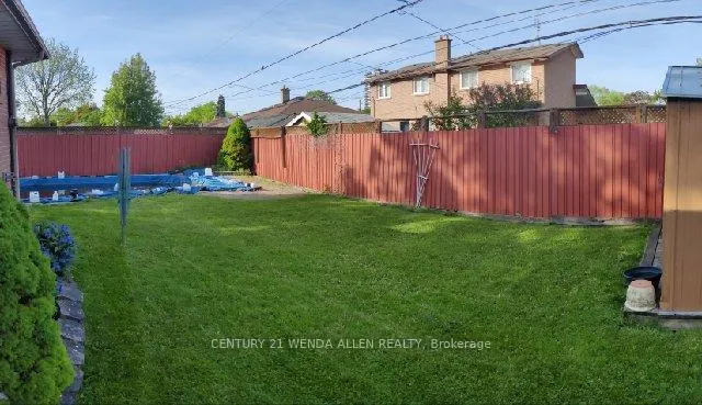 Photo 16 of 903 Grenoble Boulevard, Pickering, Bay Ridges — HOMEH