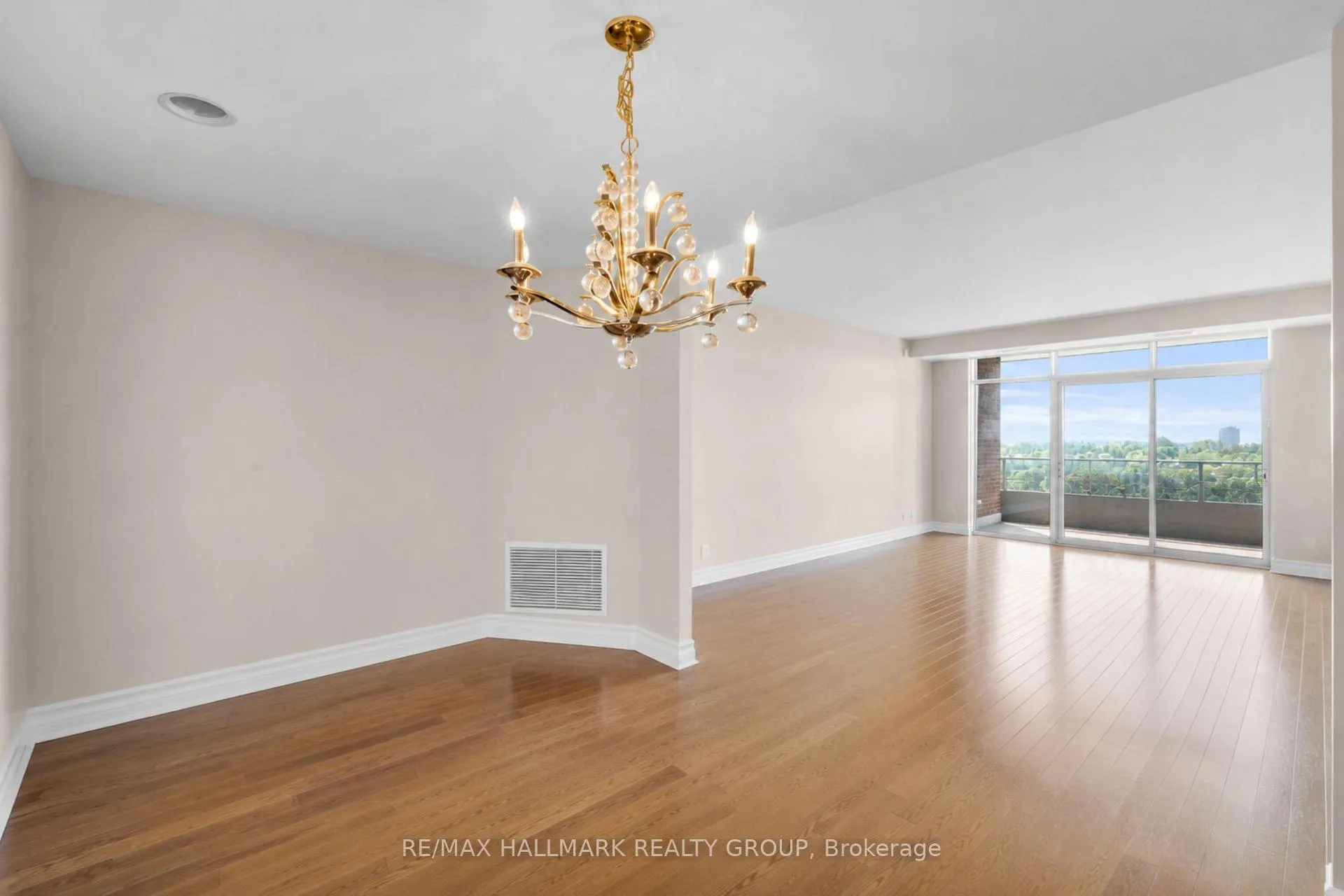 Photo 6 of Unit 1108, 3580 Rivergate Way, Ottawa, Quinterra — HOMEH