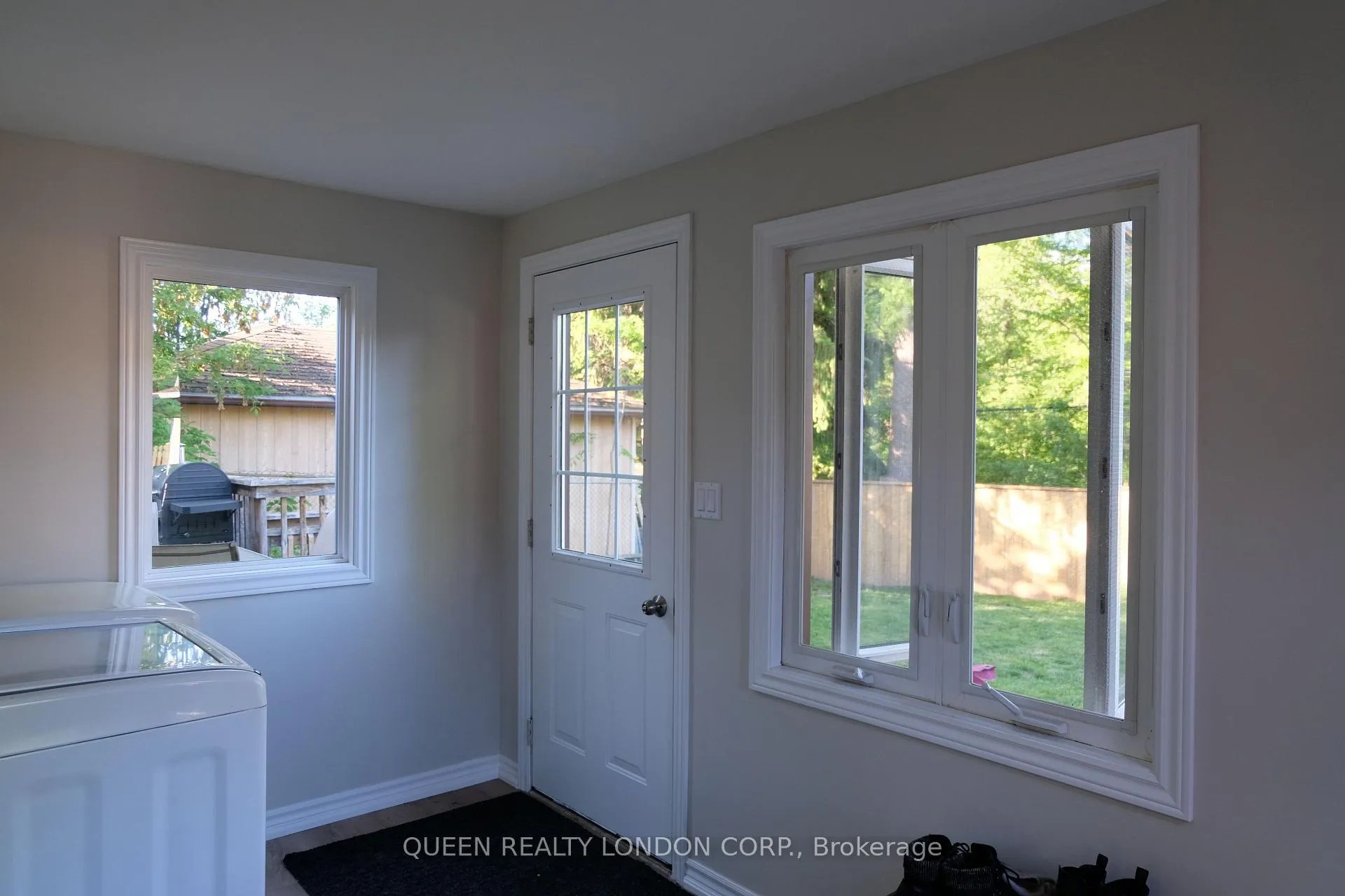 Photo 20 of 439 Scenic Drive, London, South J — HOMEH