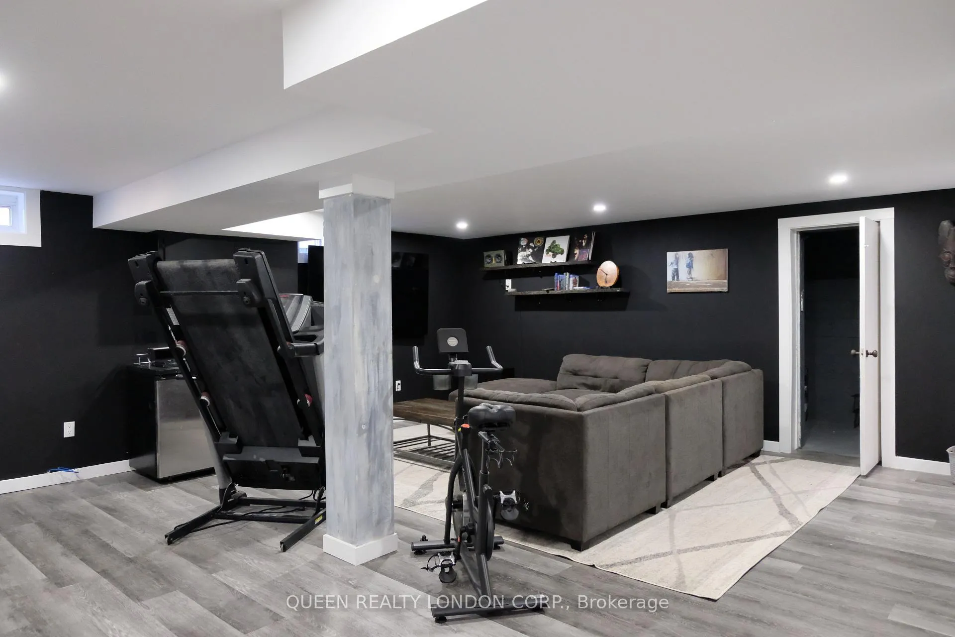Photo 24 of 439 Scenic Drive, London, South J — HOMEH