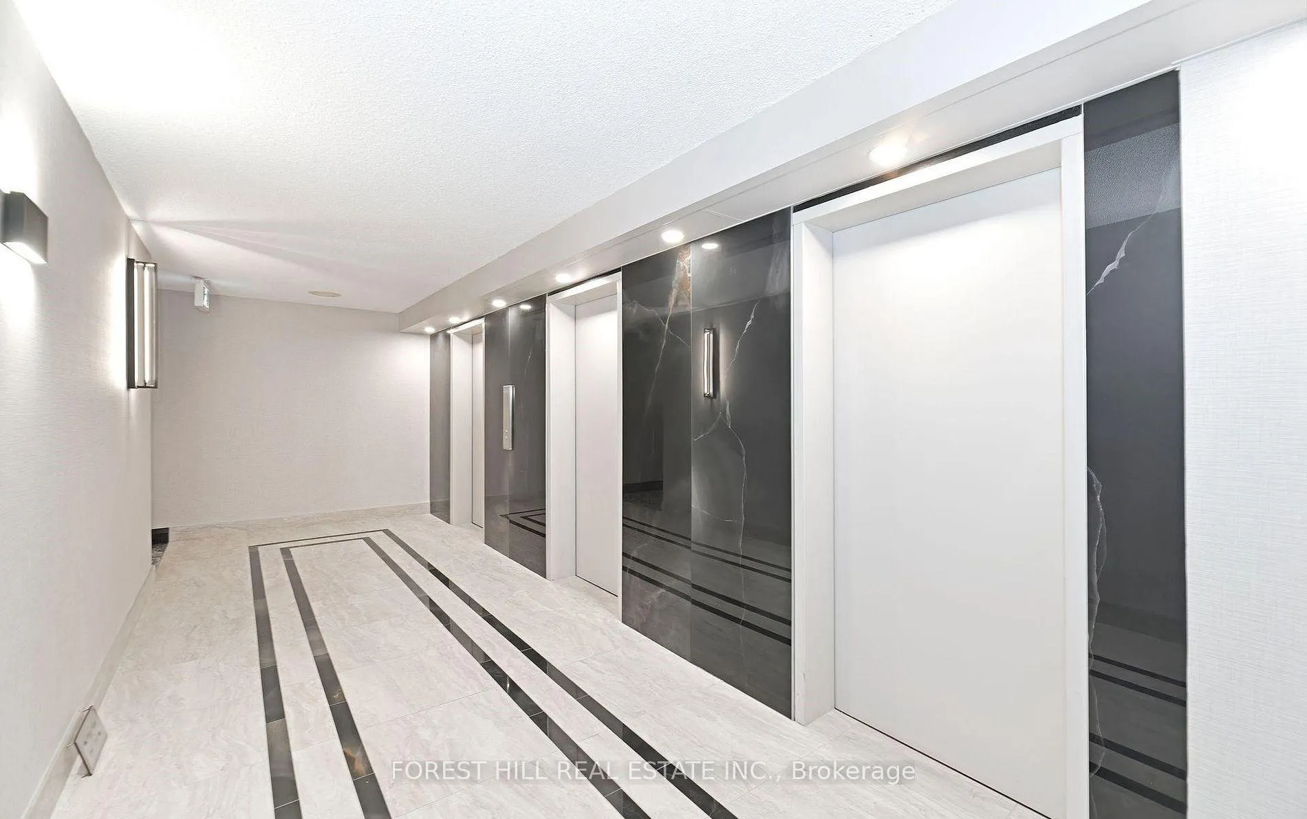 Photo 2 of Unit 1205, 3000 Bathurst Street, Toronto, Englemount-Lawrence — HOMEH