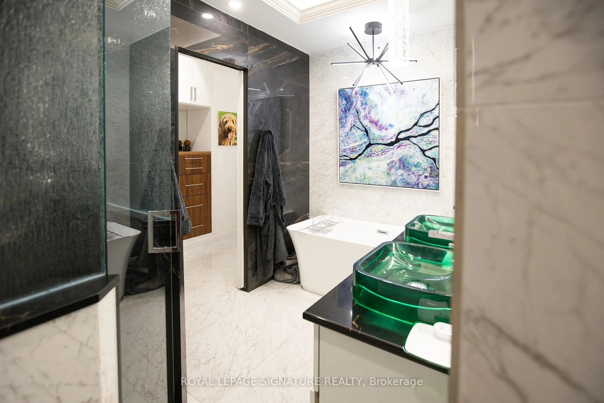 Photo 13 of Unit 1801, 900 Mt Pleasant Road, Toronto, Mount Pleasant West — HOMEH