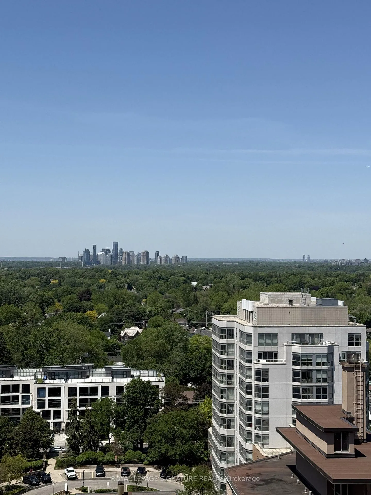 Photo 21 of Unit 1801, 900 Mt Pleasant Road, Toronto, Mount Pleasant West — HOMEH
