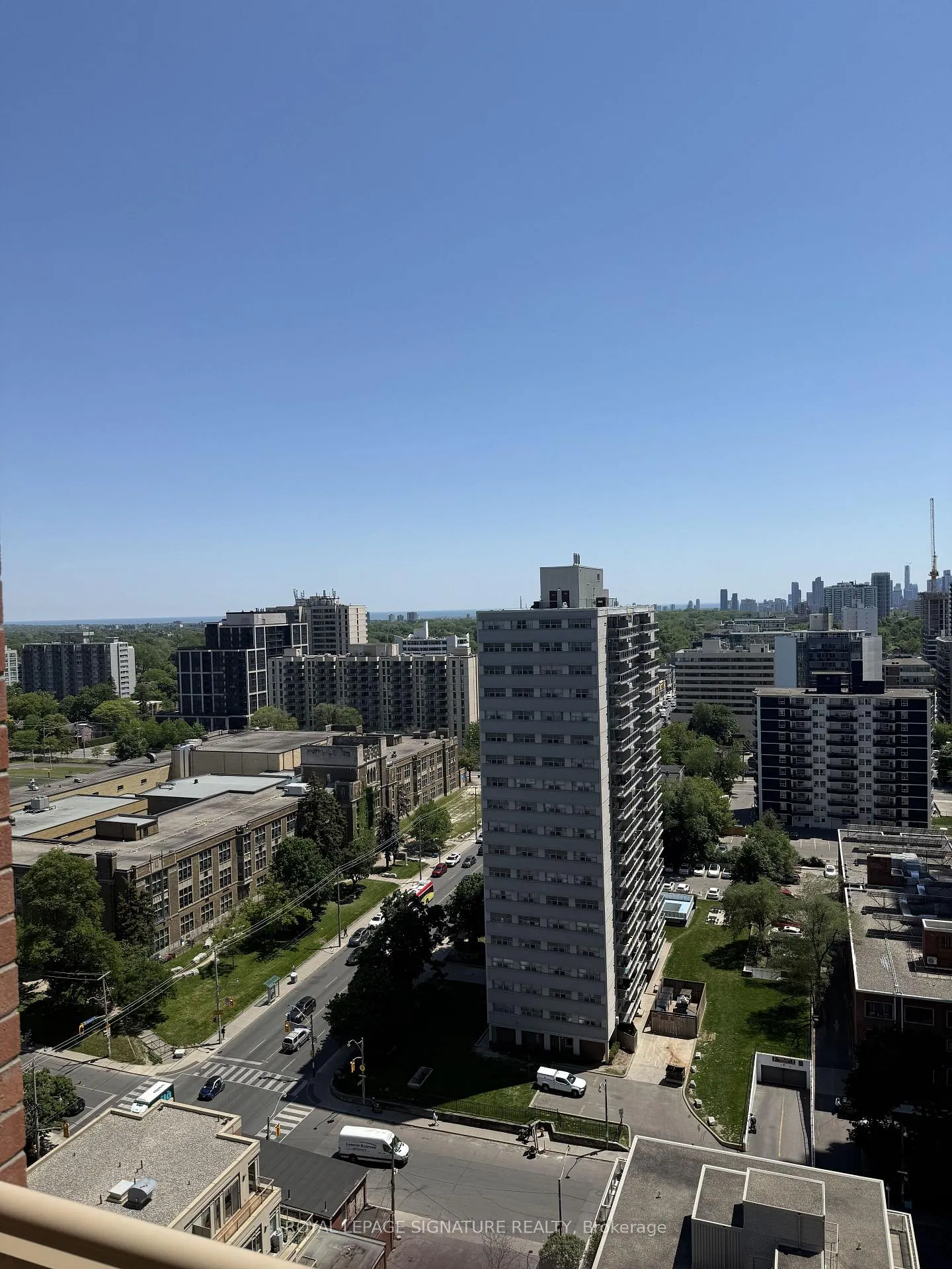 Photo 25 of Unit 1801, 900 Mt Pleasant Road, Toronto, Mount Pleasant West — HOMEH