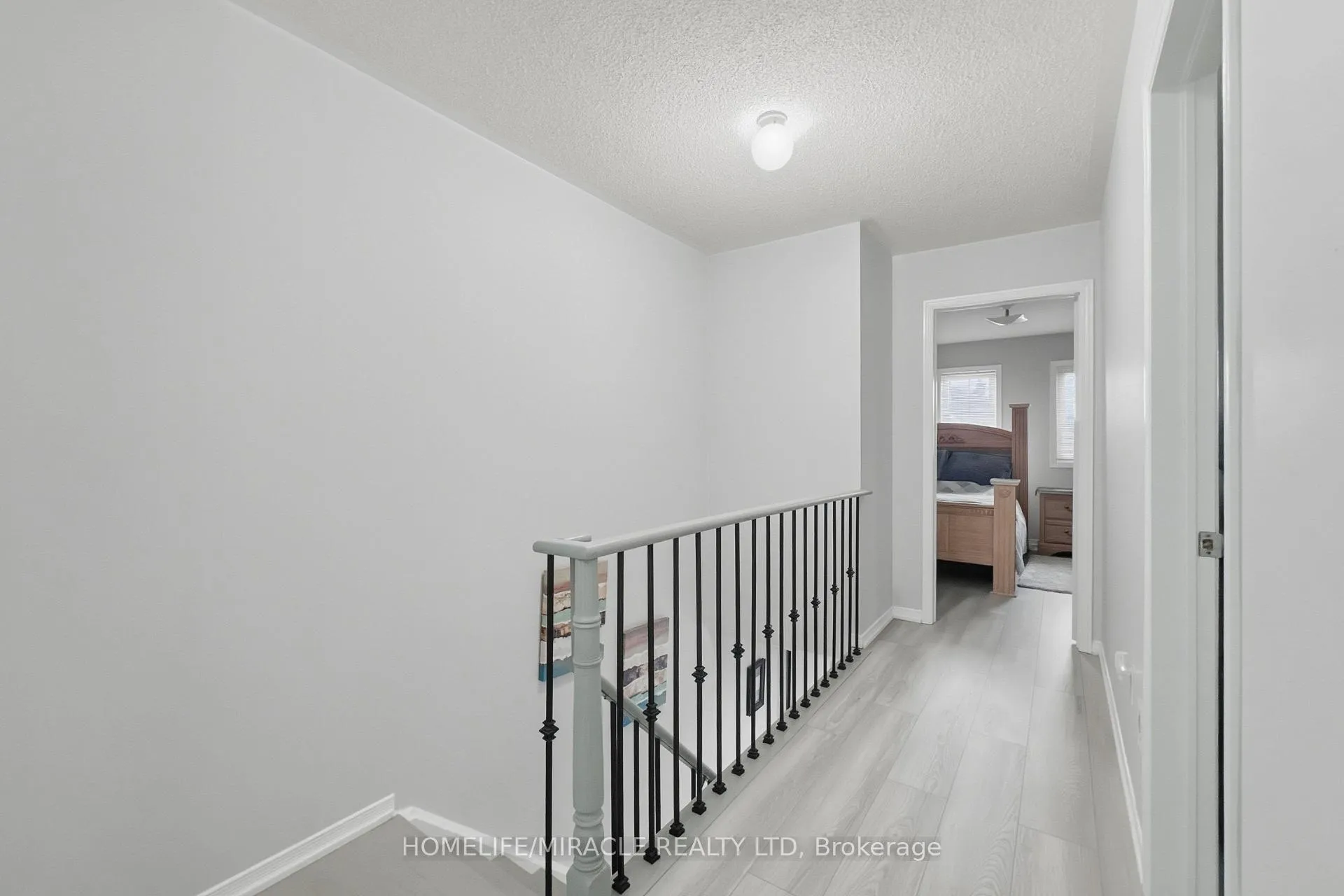 Photo 14 of 37 Prairie Rose Circle, Brampton, Sandringham-Wellington — HOMEH