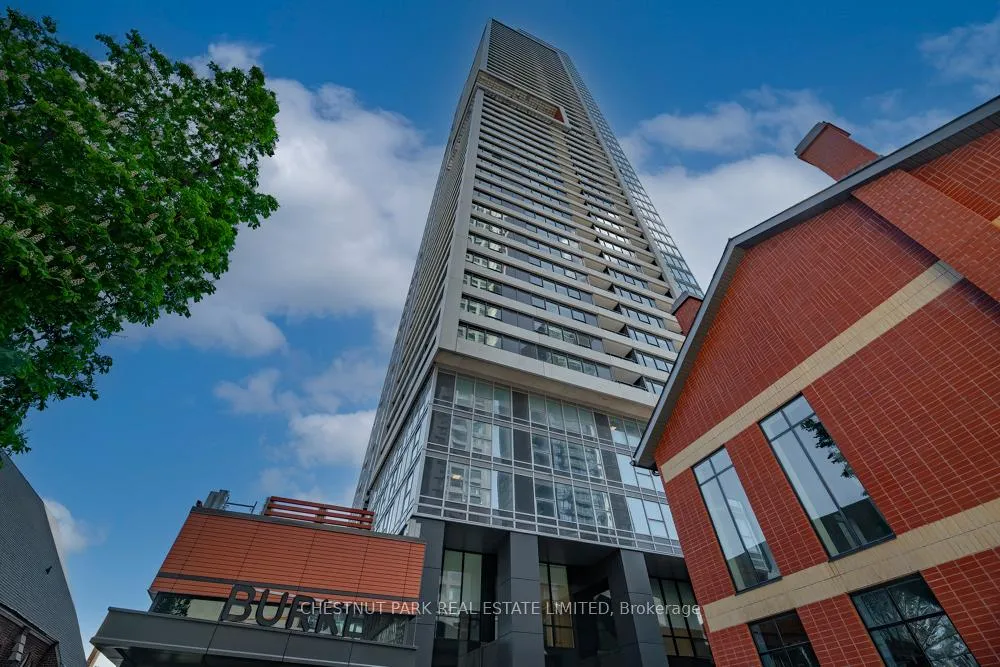 Front of Unit 603, 609 Sherbourne Street