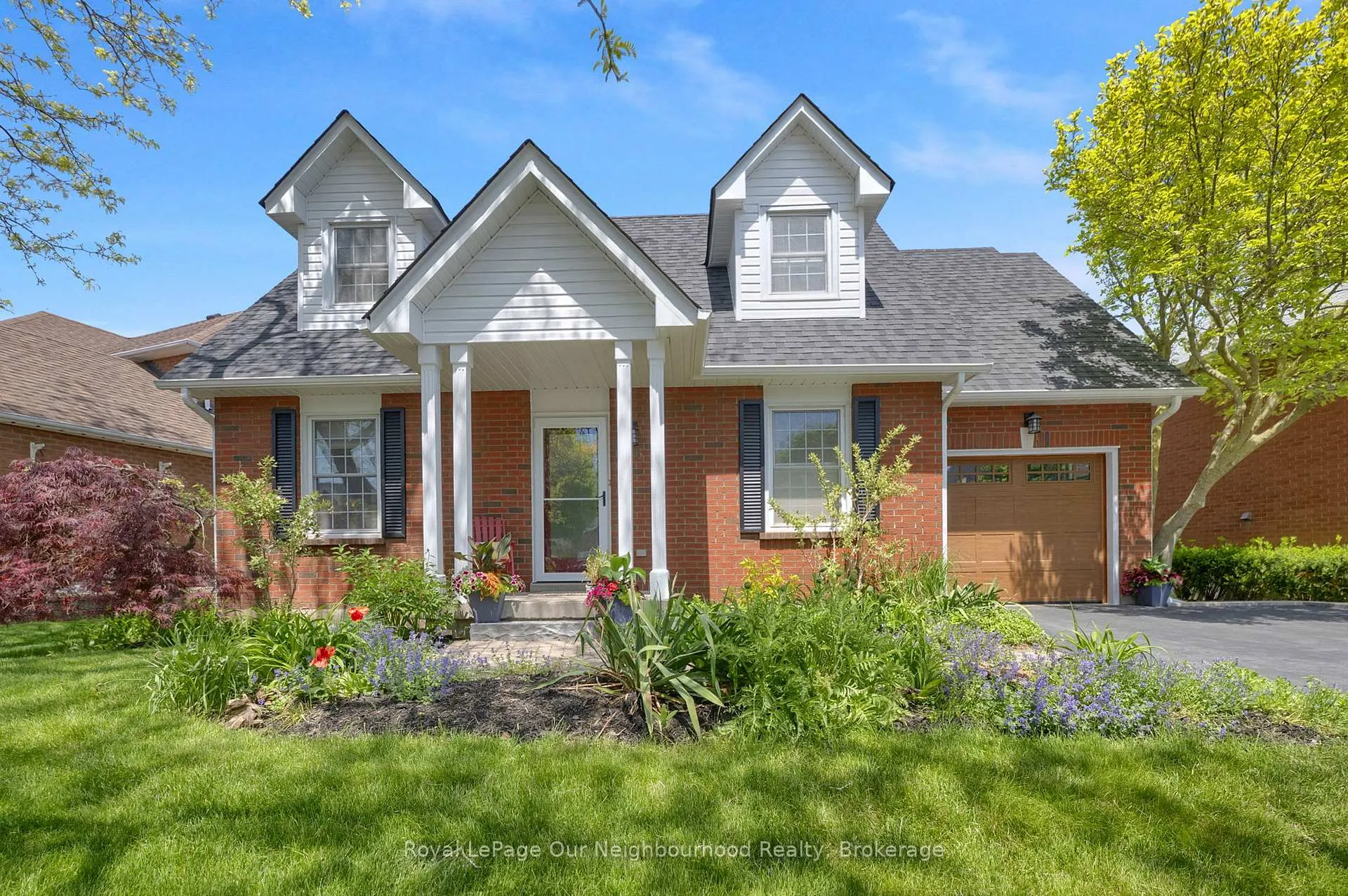 Photo 1 of 6 Orchard Park Drive, Clarington, Bowmanville — HOMEH