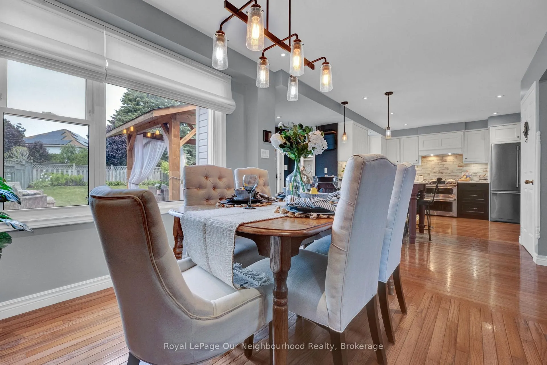 Photo 11 of 6 Orchard Park Drive, Clarington, Bowmanville — HOMEH