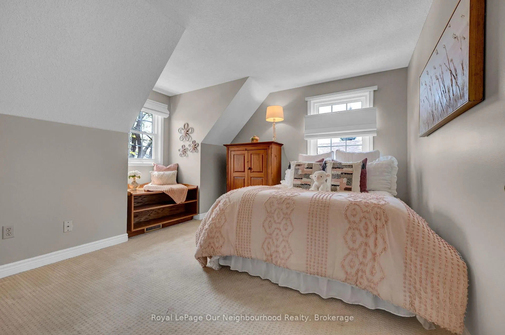 Photo 32 of 6 Orchard Park Drive, Clarington, Bowmanville — HOMEH