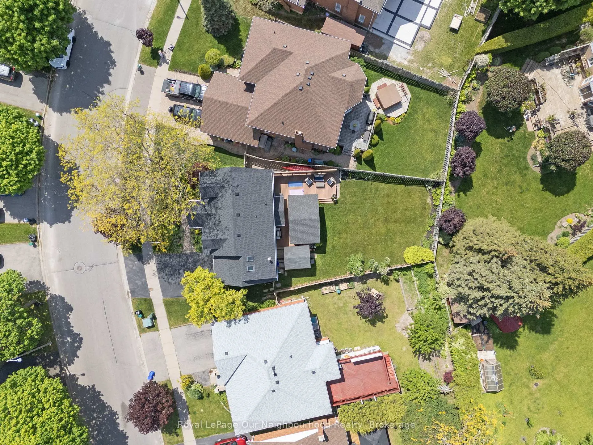 Photo 45 of 6 Orchard Park Drive, Clarington, Bowmanville — HOMEH