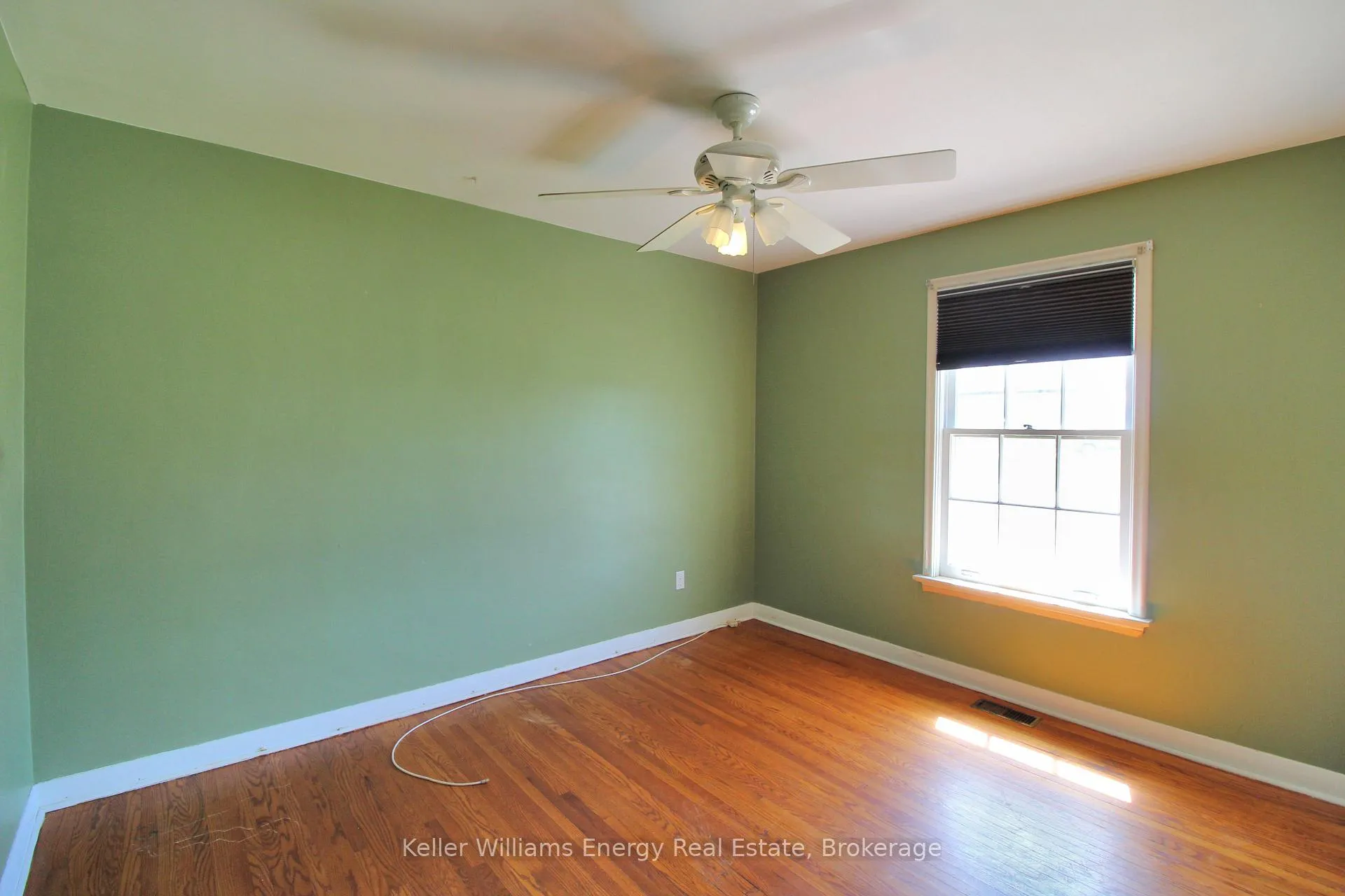 Photo 13 of 630 Buchan Avenue, Oshawa, McLaughlin — HOMEH
