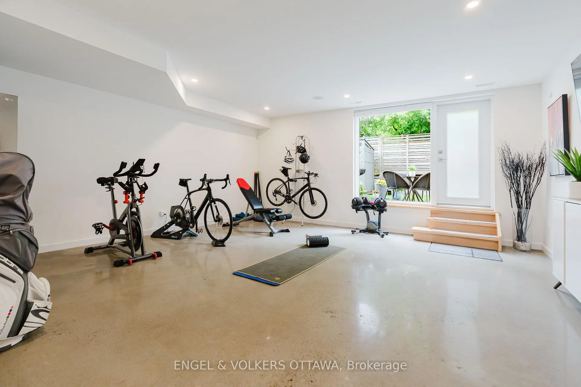 Photo 5 of 373 Berkley Avenue, Ottawa, Westboro West — HOMEH