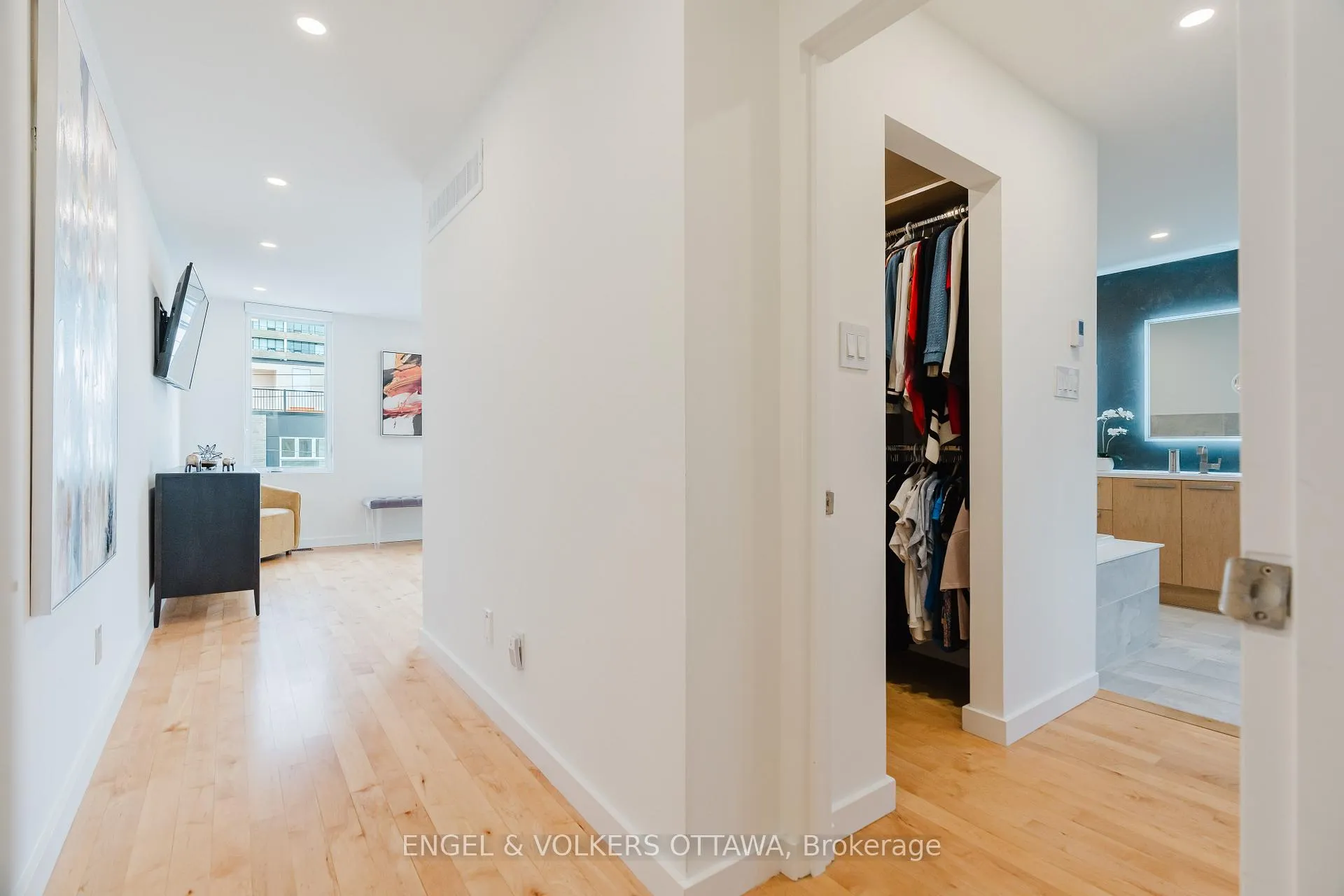 Photo 27 of 373 Berkley Avenue, Ottawa, Westboro West — HOMEH