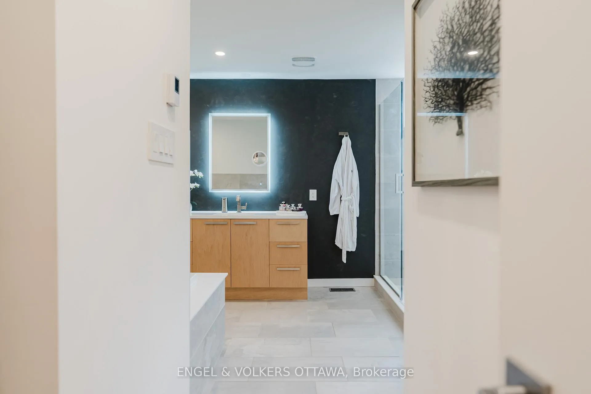 Photo 30 of 373 Berkley Avenue, Ottawa, Westboro West — HOMEH