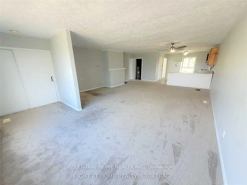 Photo 4 of 255 Bayview Avenue, Georgina, Keswick South — HOMEH
